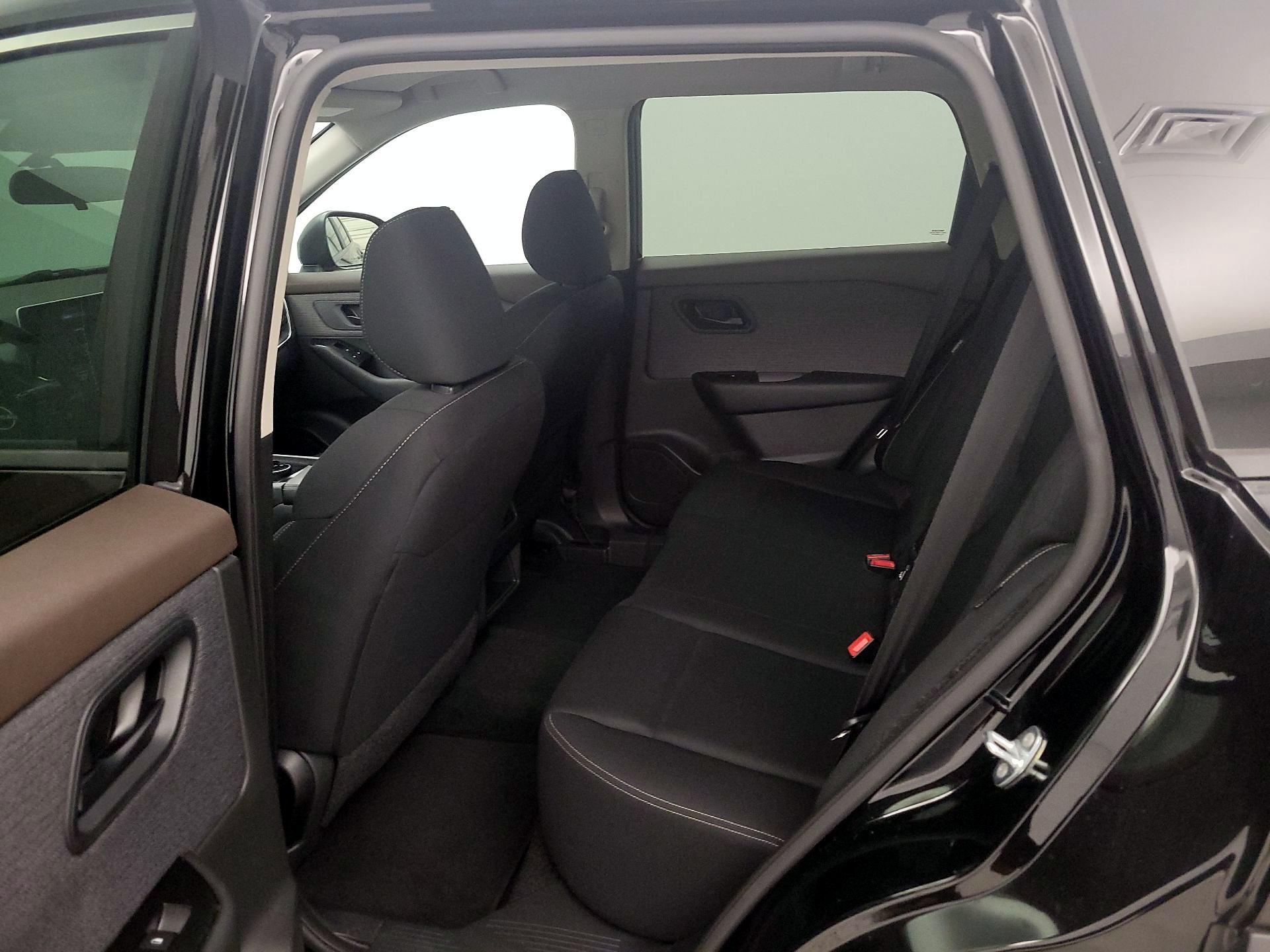 Thumbnail: 2023 Nissan Rogue - 19