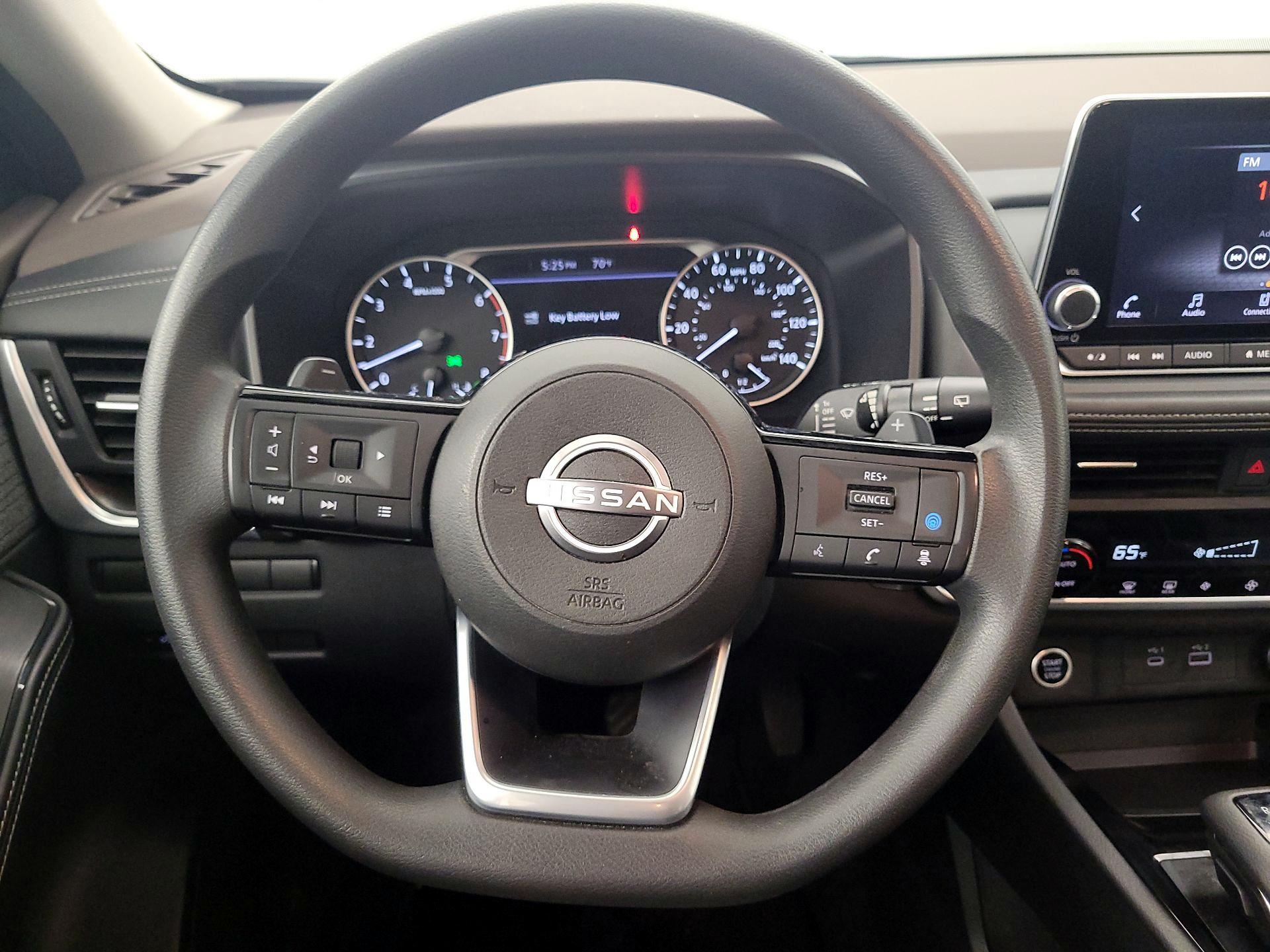 Thumbnail: 2023 Nissan Rogue - 10