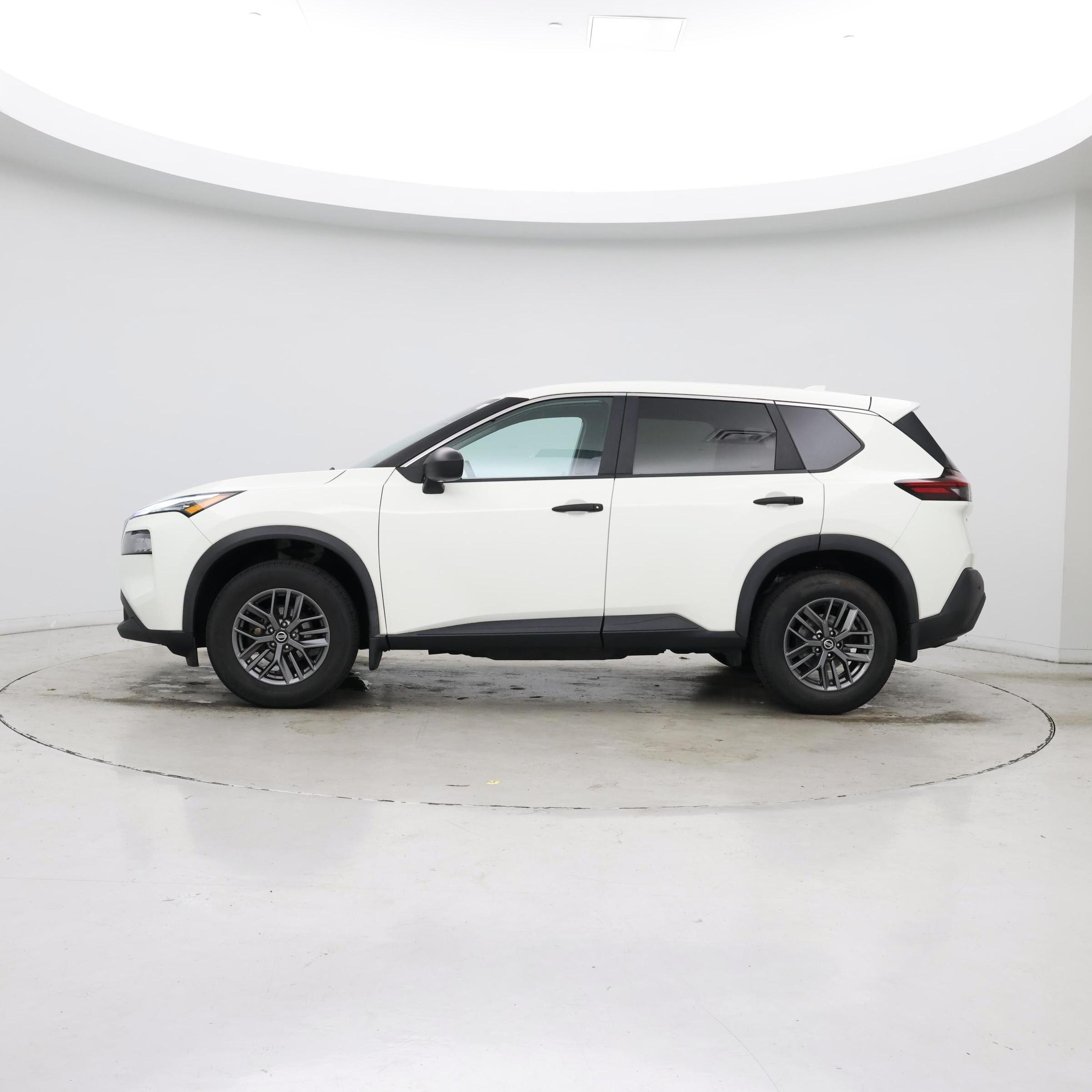 Thumbnail: 2021 Nissan Rogue - 3