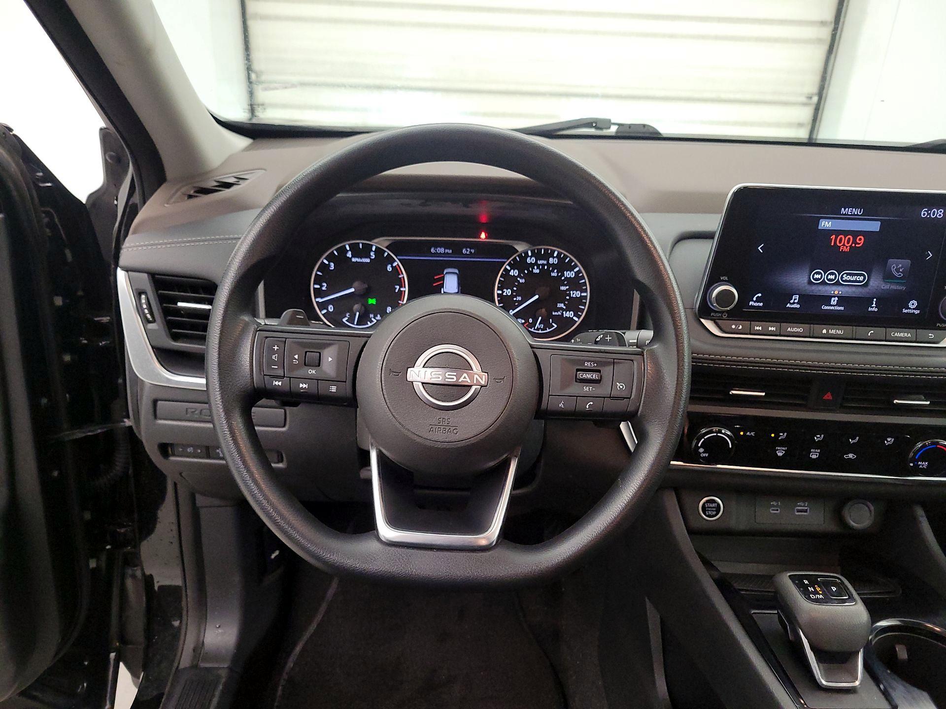 Thumbnail: 2023 Nissan Rogue - 10