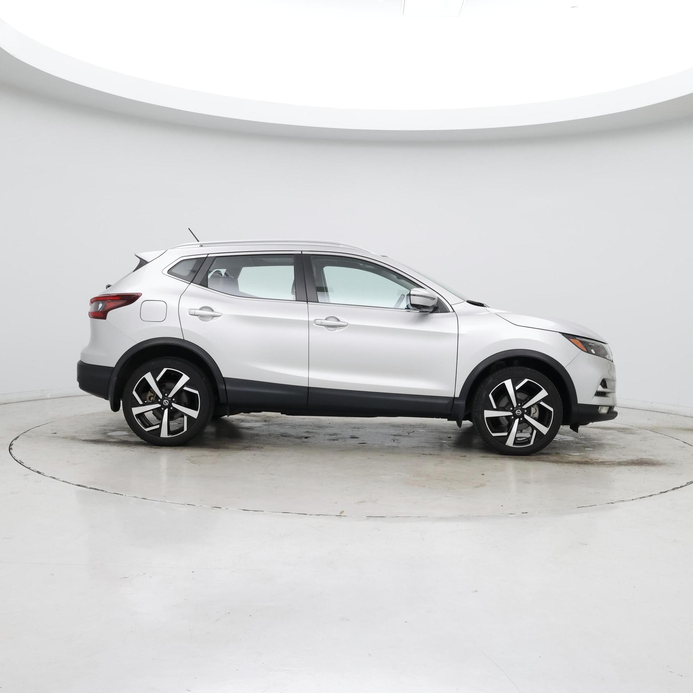 Thumbnail: 2022 Nissan Rogue Sport - 7