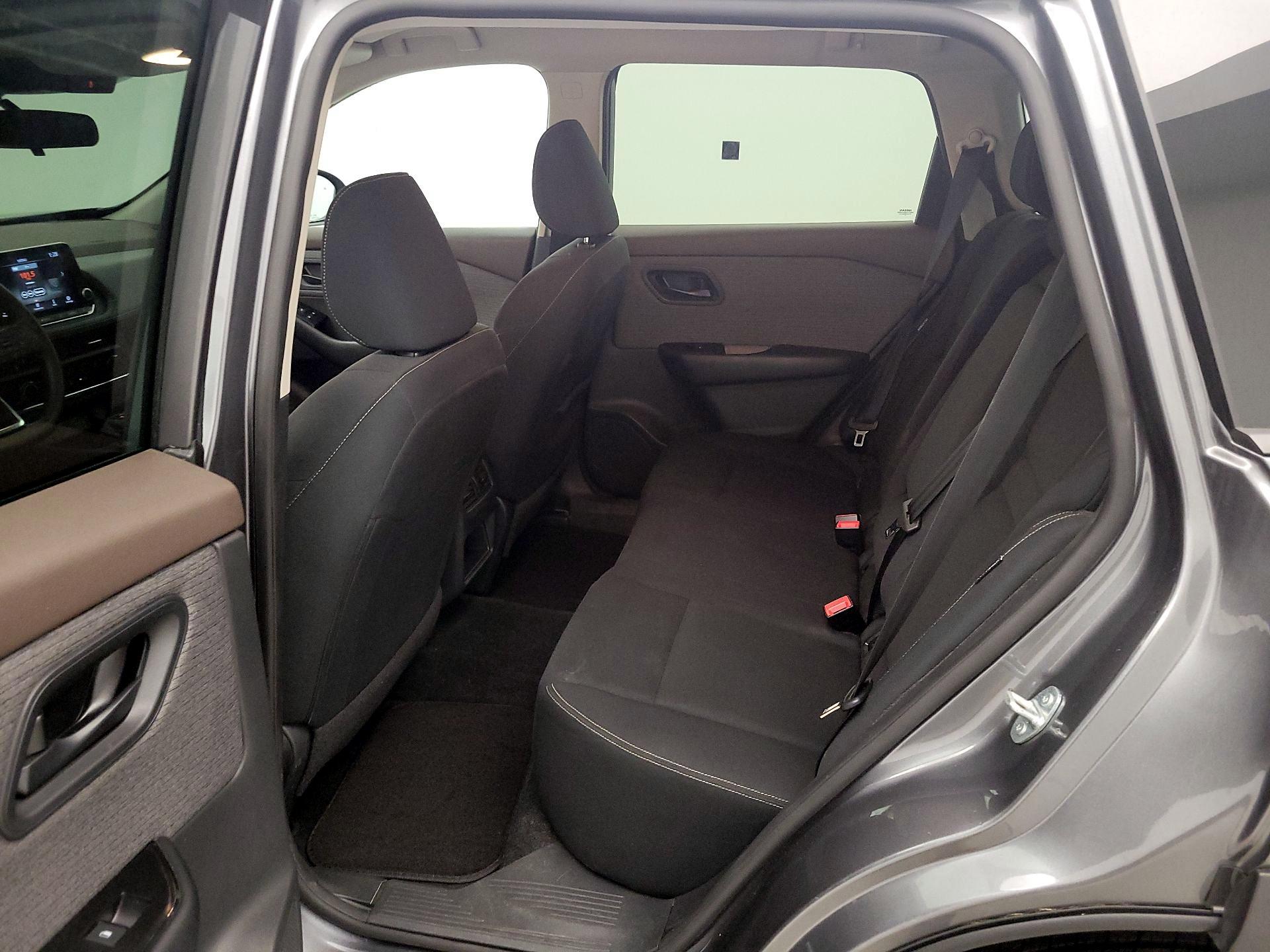 Thumbnail: 2023 Nissan Rogue - 19