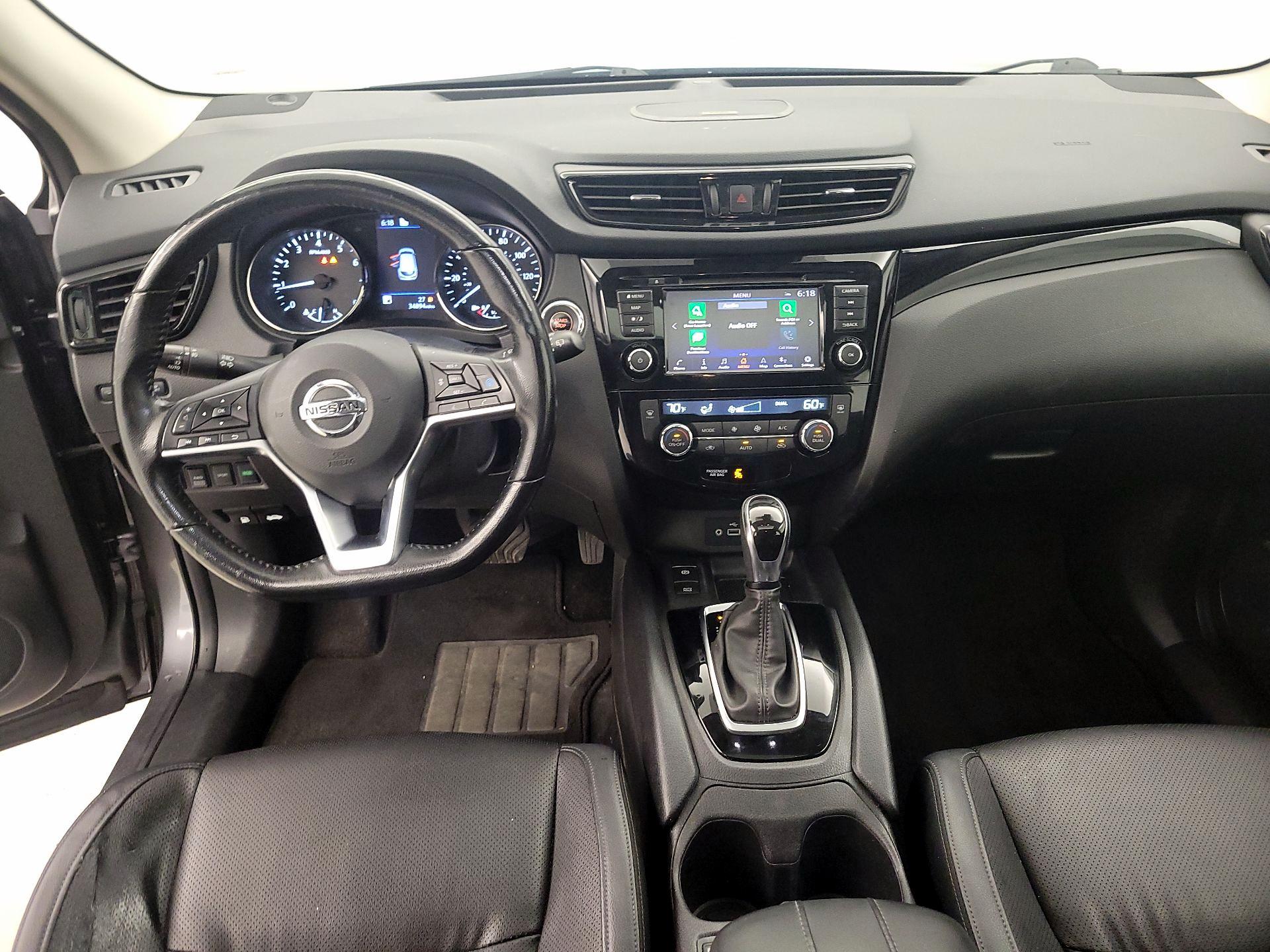 Thumbnail: 2022 Nissan Rogue Sport - 9