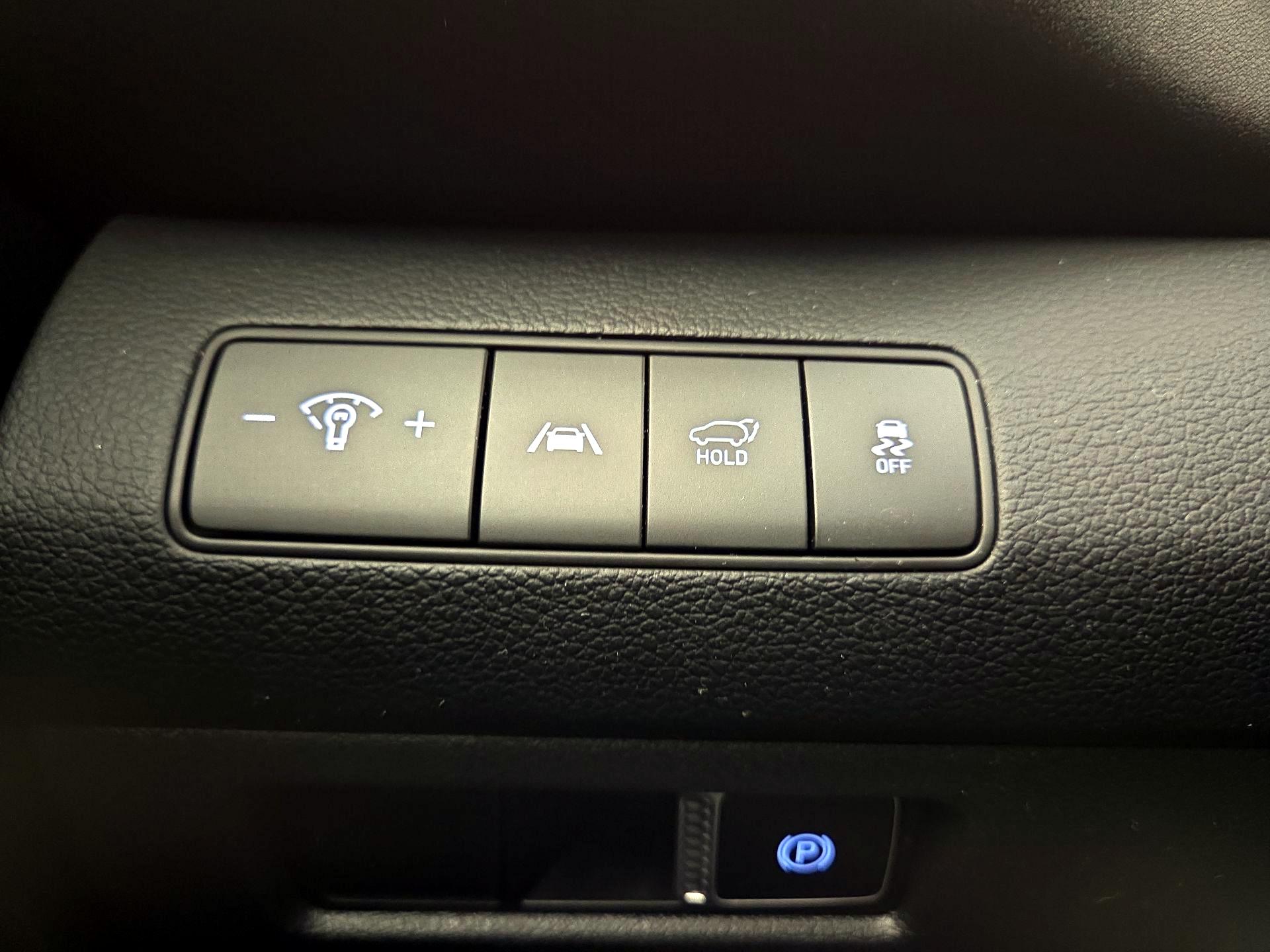 Thumbnail: 2023 Hyundai Santa Fe - 13