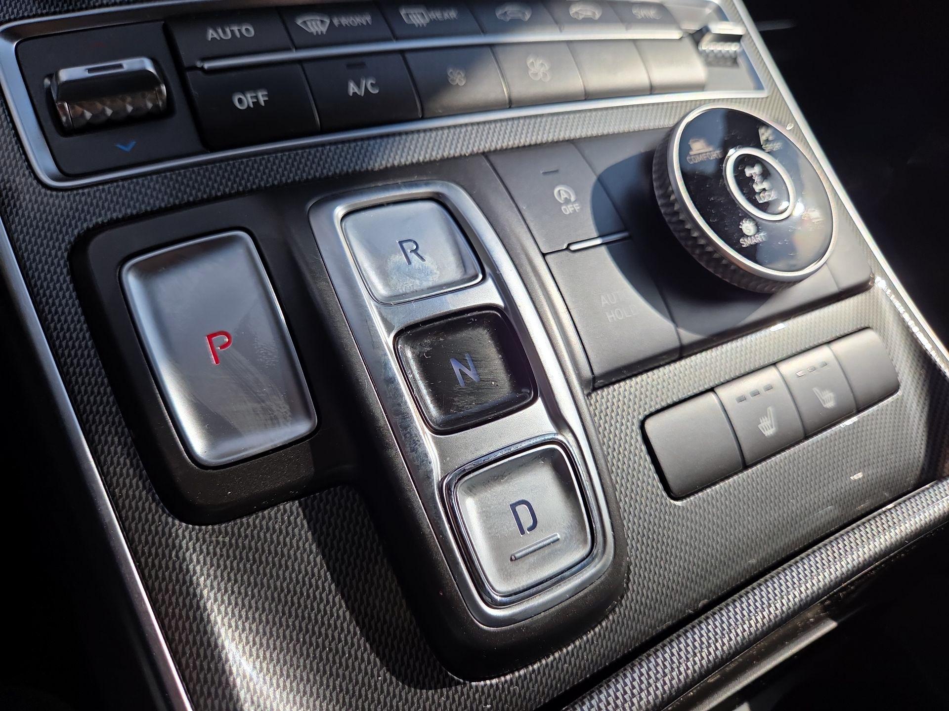 Thumbnail: 2023 Hyundai Santa Fe - 18