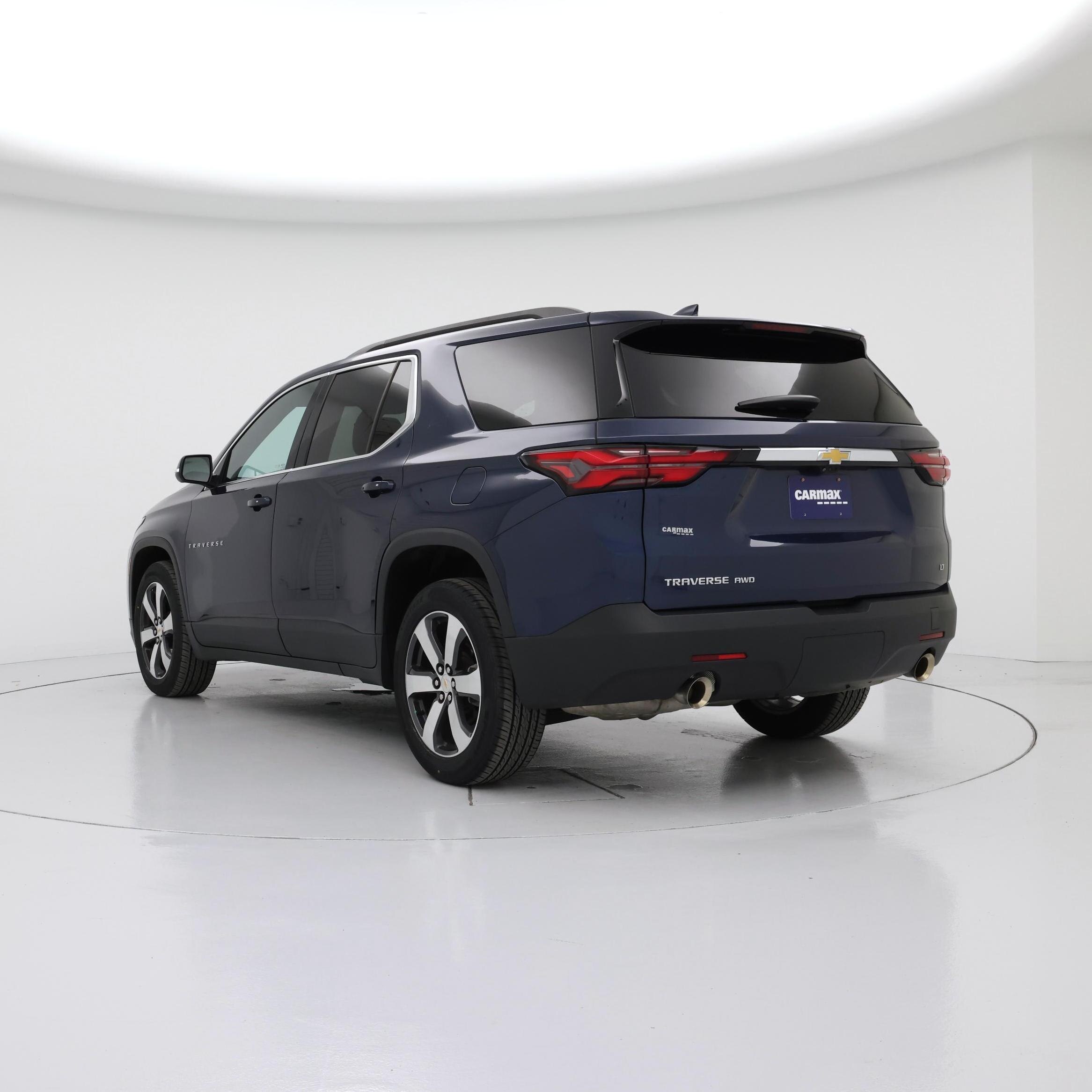 Thumbnail: 2023 Chevrolet Traverse - 2