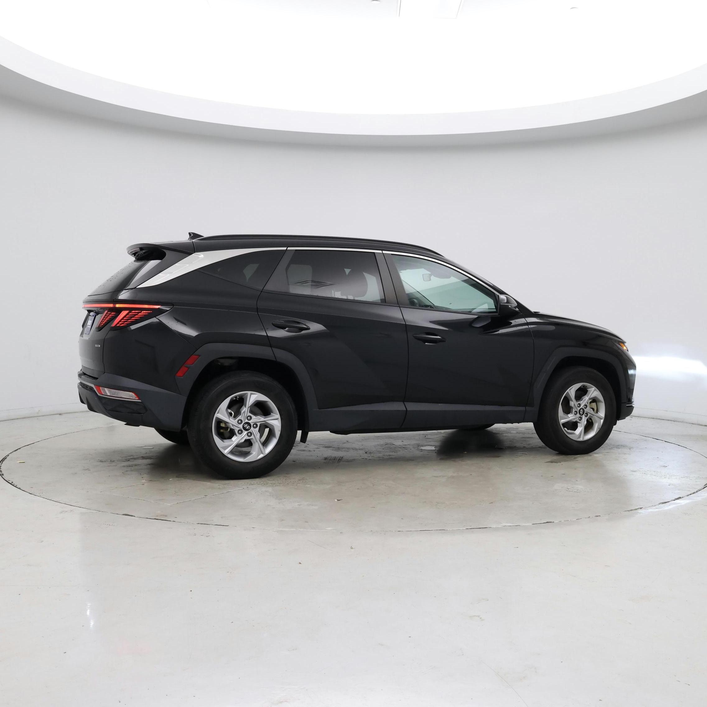 Thumbnail: 2023 Hyundai Tucson - 8
