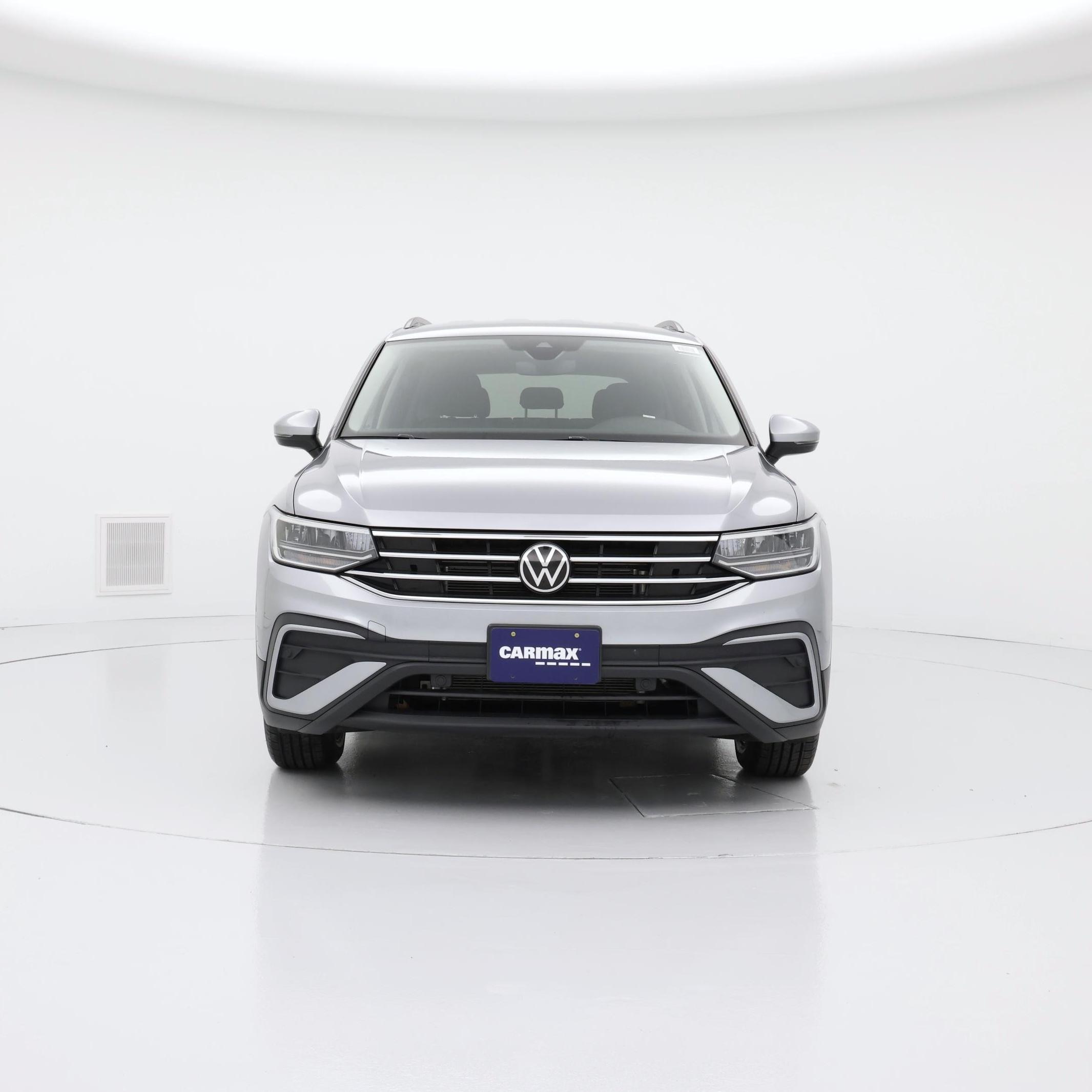 Thumbnail: 2023 Volkswagen Tiguan - 5