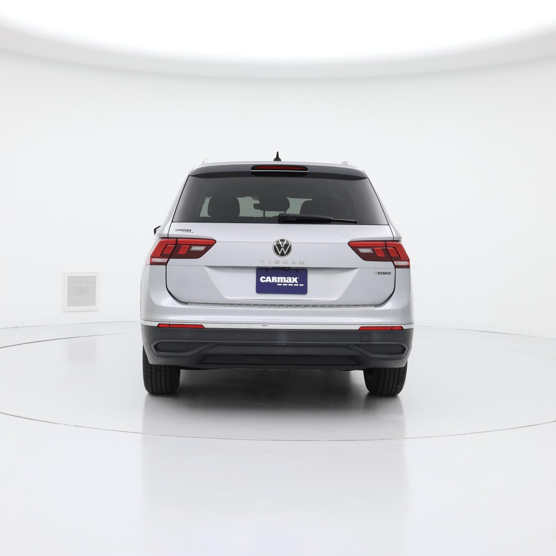 Thumbnail: 2023 Volkswagen Tiguan - 6