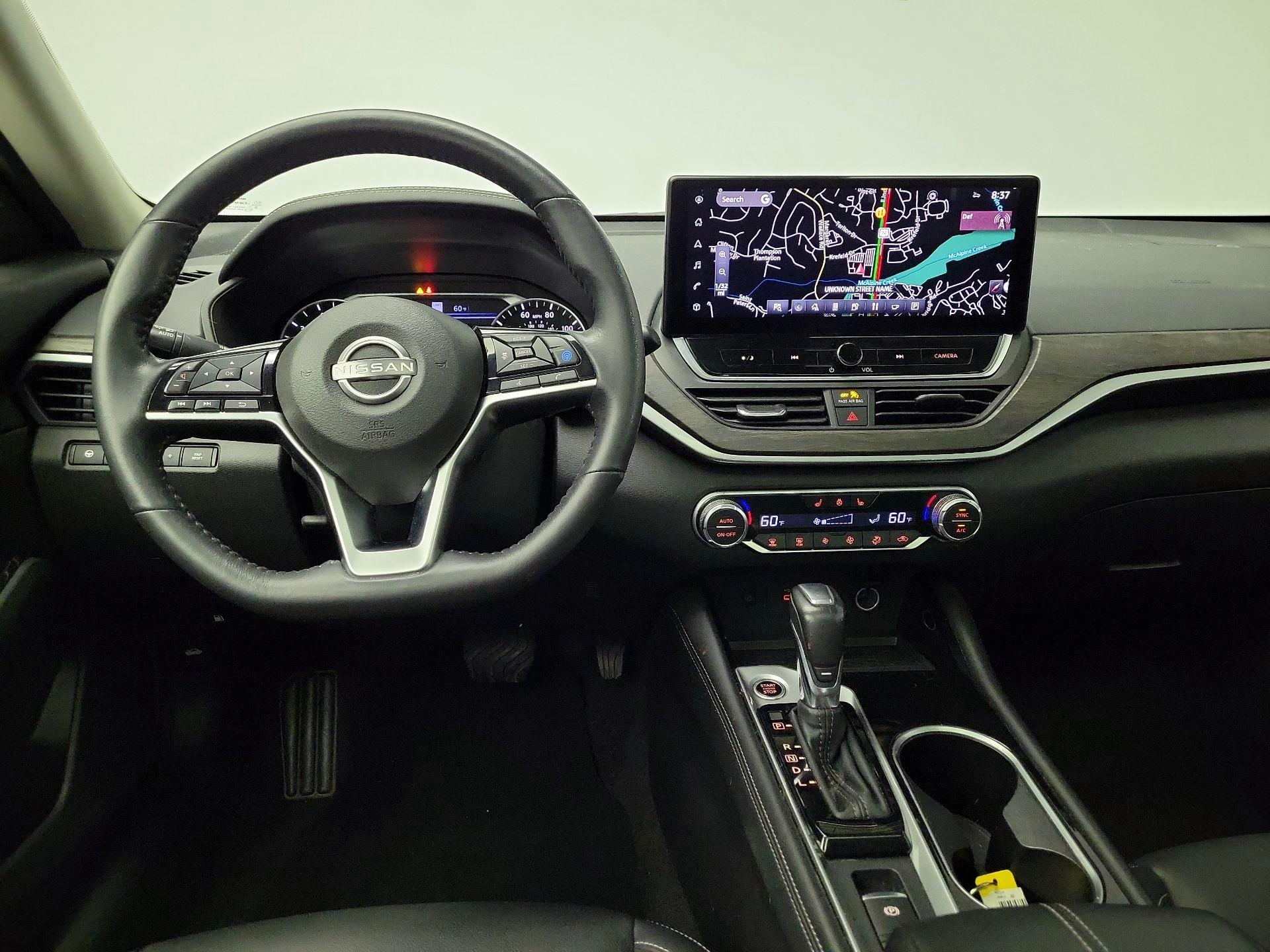 Thumbnail: 2023 Nissan Altima - 10