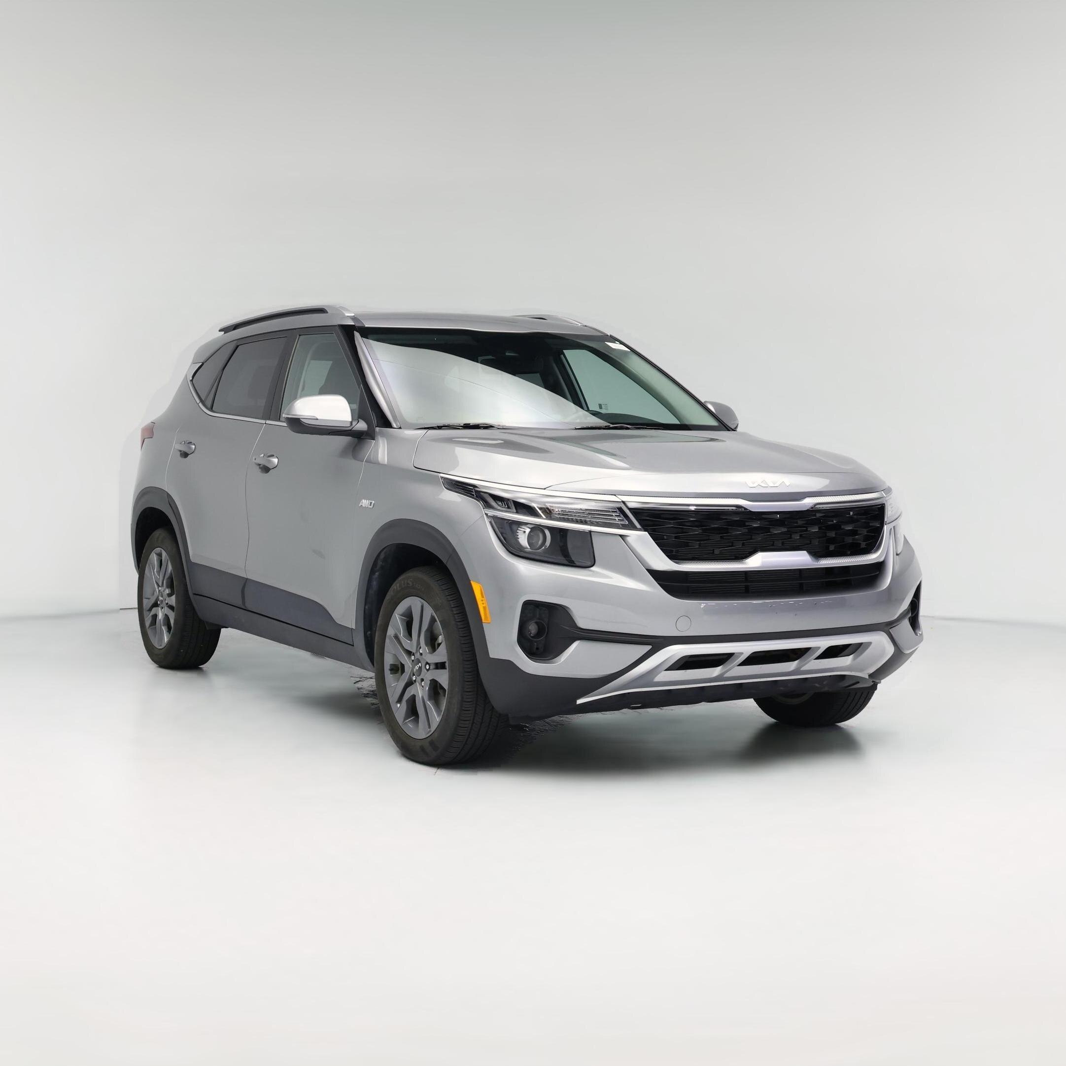 Thumbnail: 2023 Kia Seltos - 1
