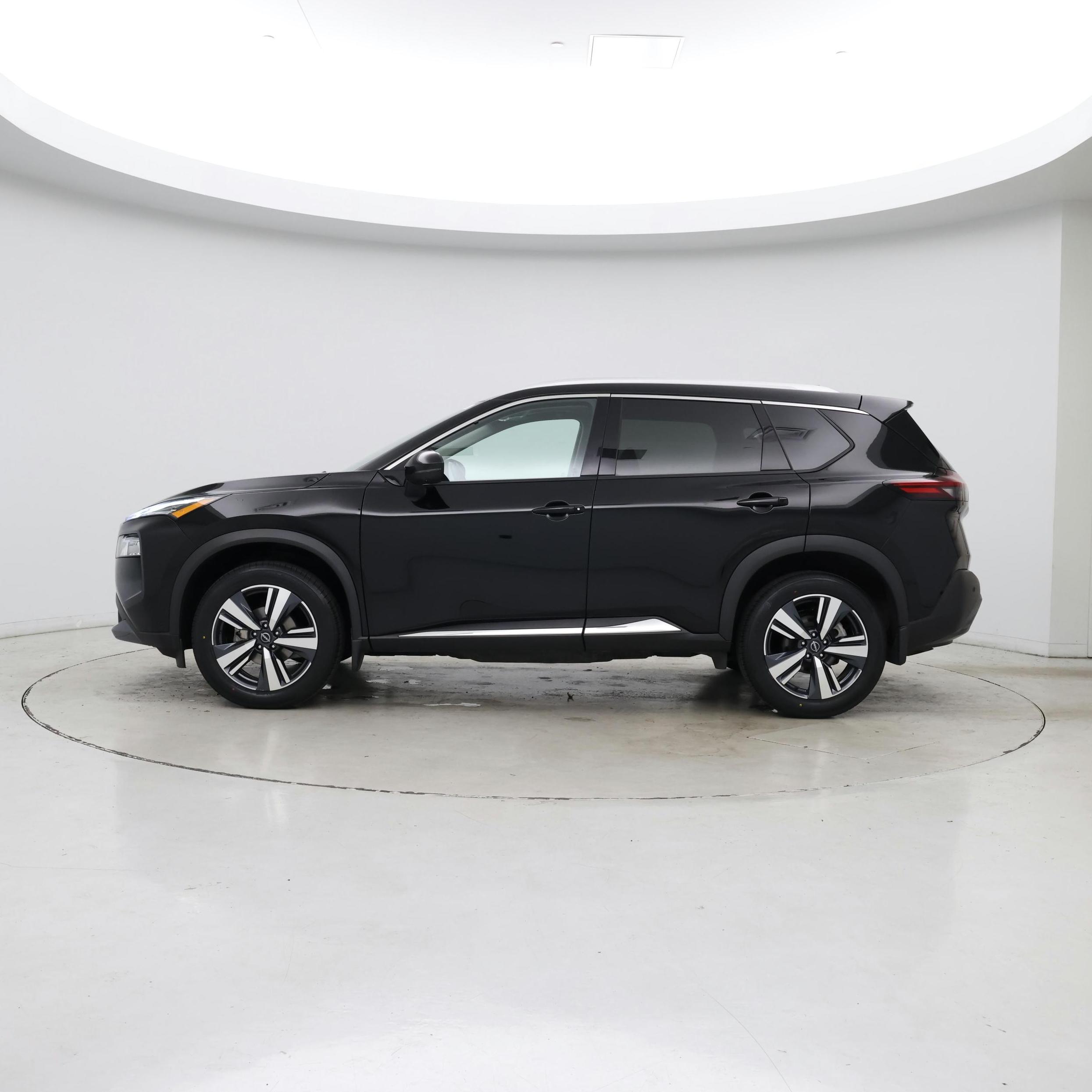 Thumbnail: 2023 Nissan Rogue - 3