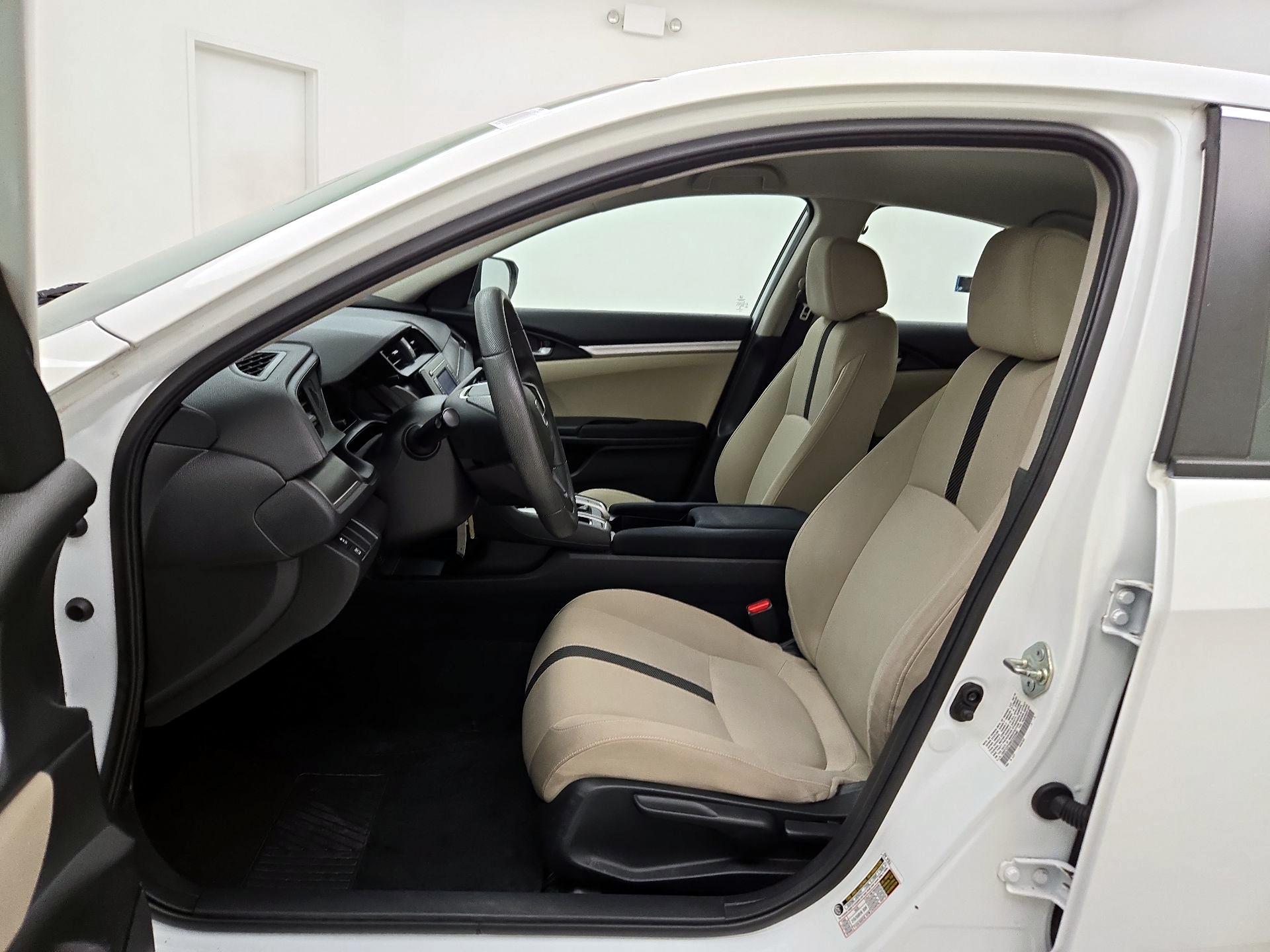 Thumbnail: 2016 Honda Civic - 11