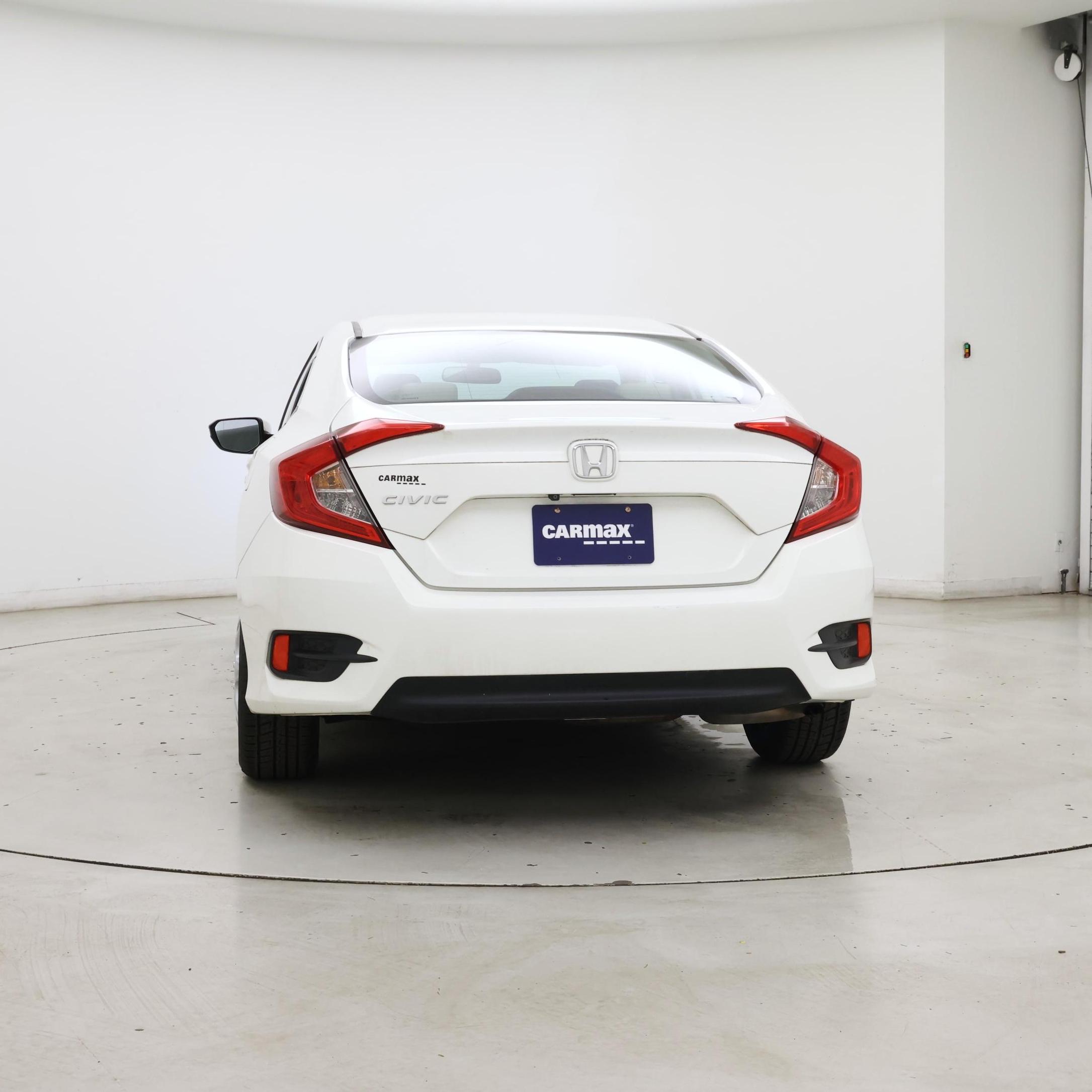 Thumbnail: 2016 Honda Civic - 6