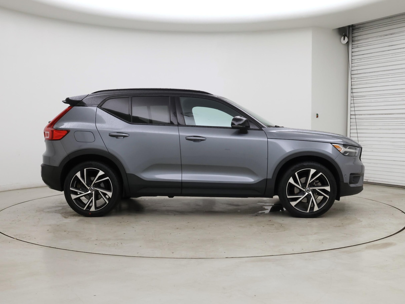 2019 Volvo XC40 R-Design - Photo 8