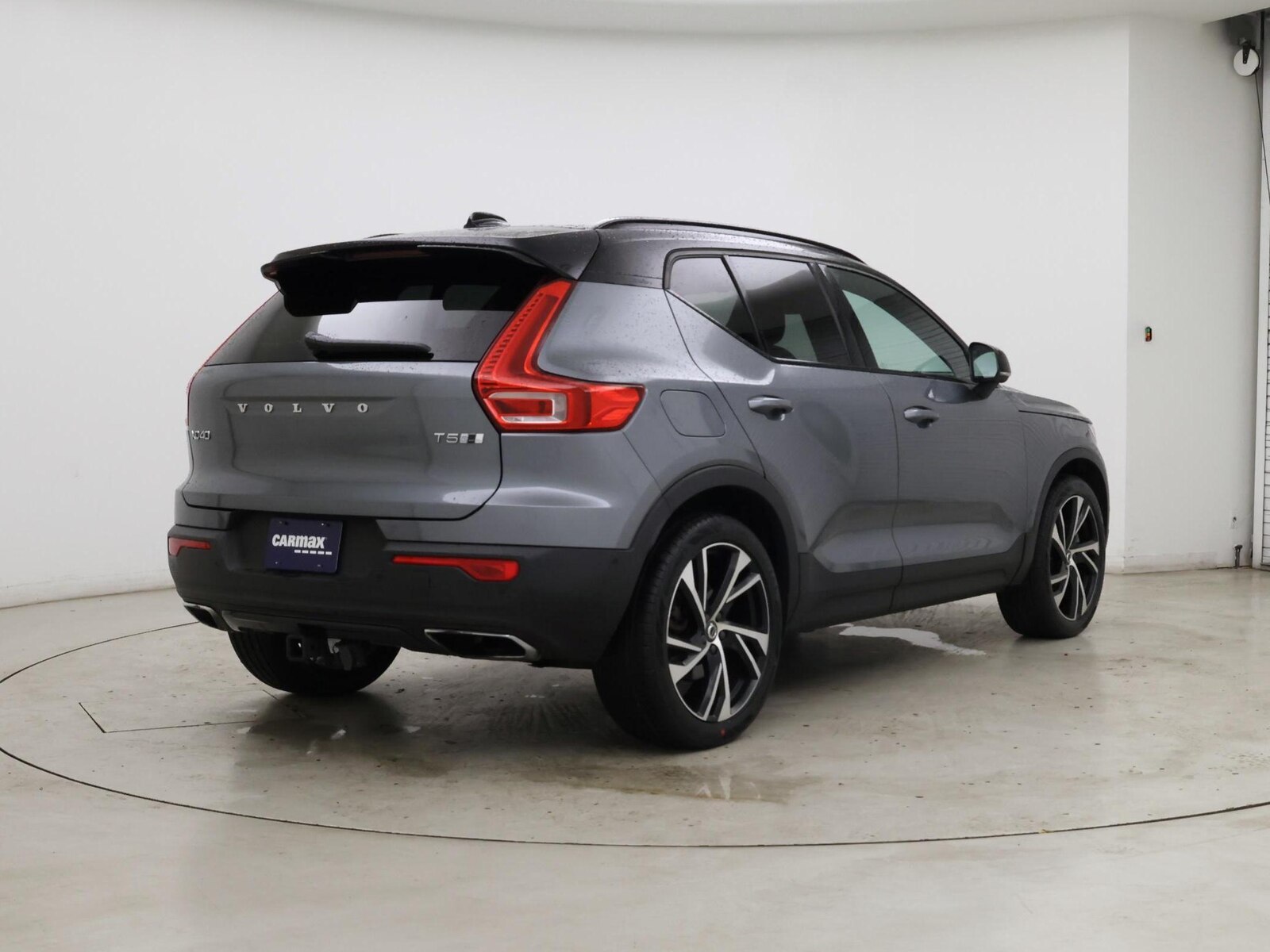 2019 Volvo XC40 R-Design - Photo 9