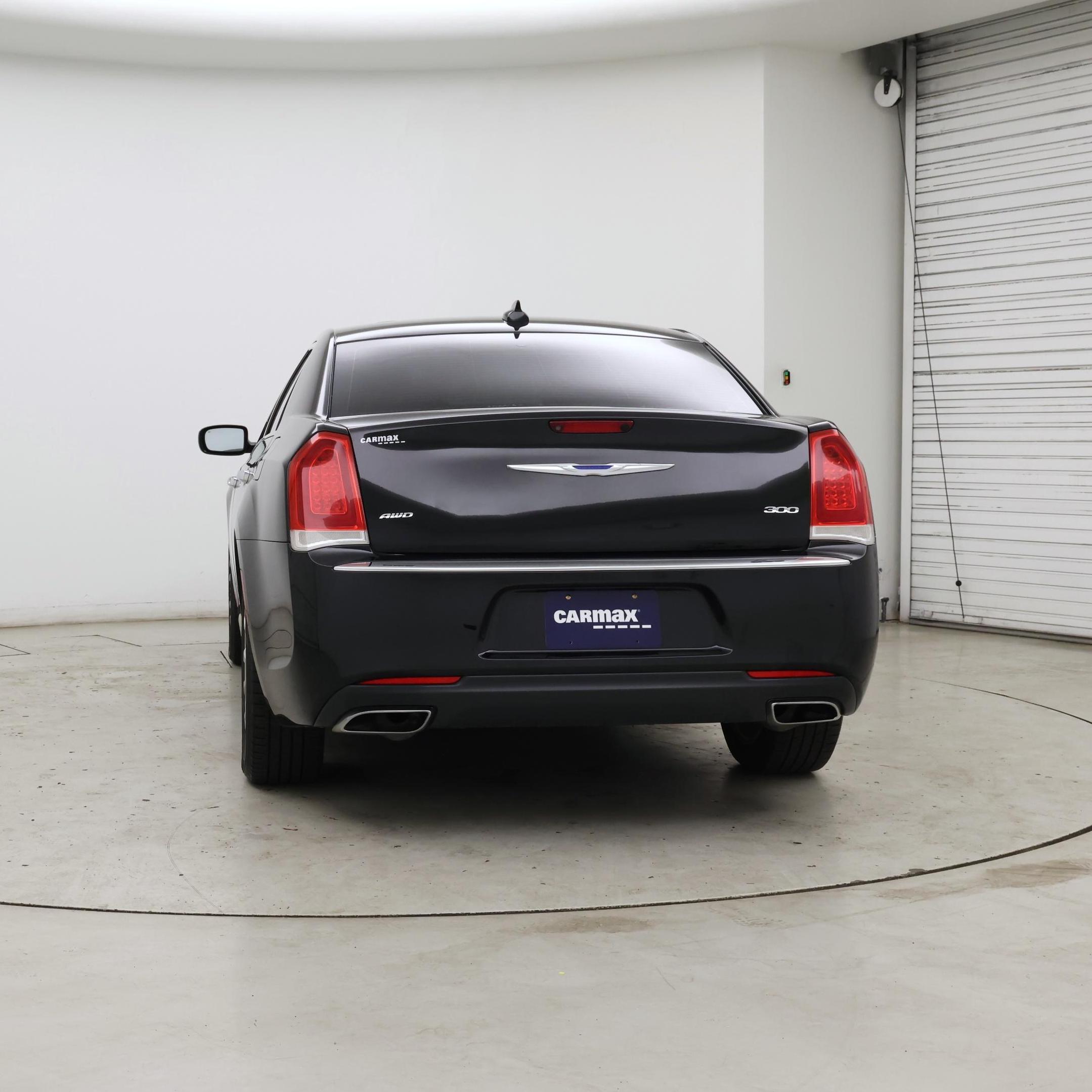 Thumbnail: 2018 Chrysler 300 - 6