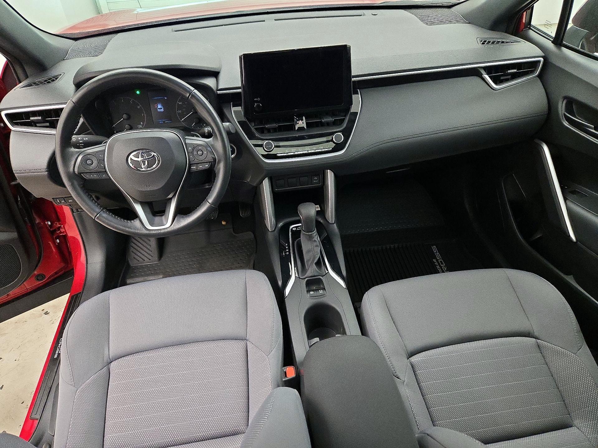 Thumbnail: 2023 Toyota Corolla Cross - 9