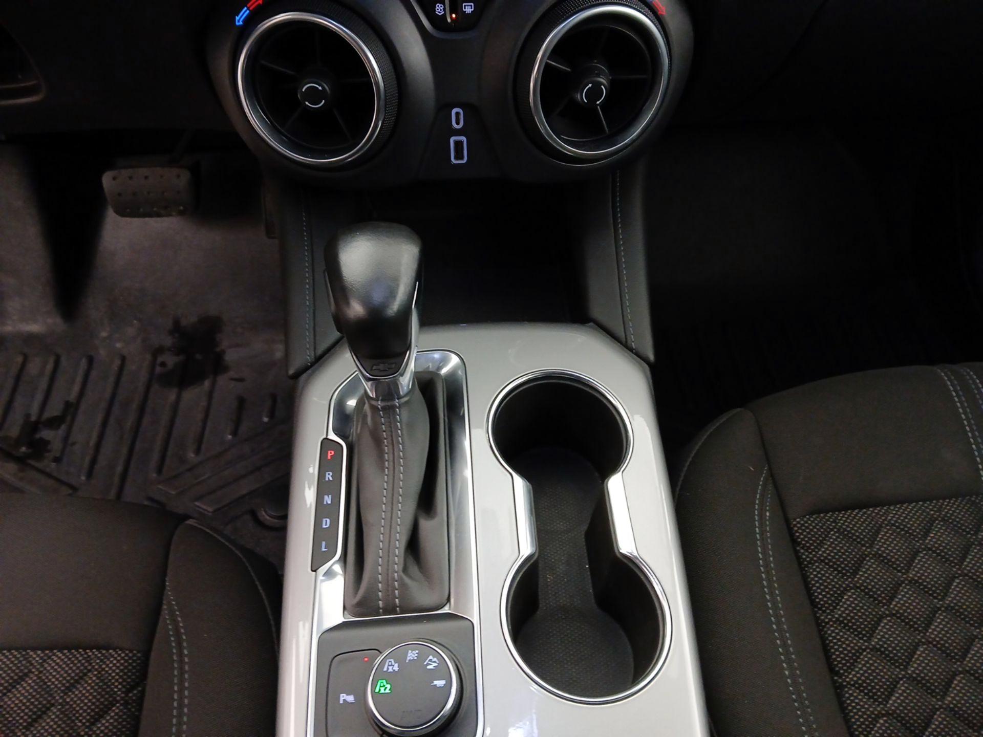 Thumbnail: 2019 Chevrolet Blazer - 17