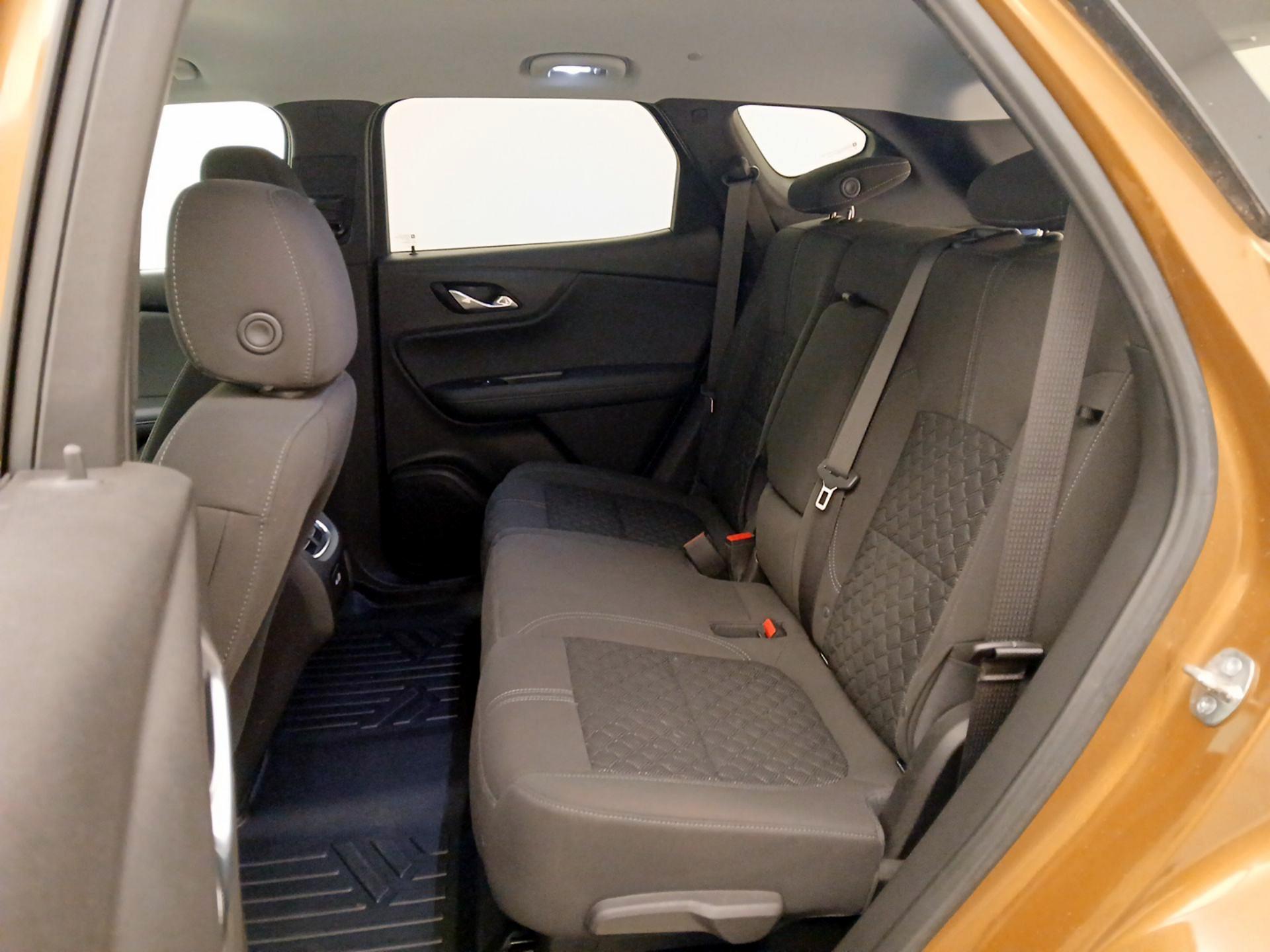 Thumbnail: 2019 Chevrolet Blazer - 19