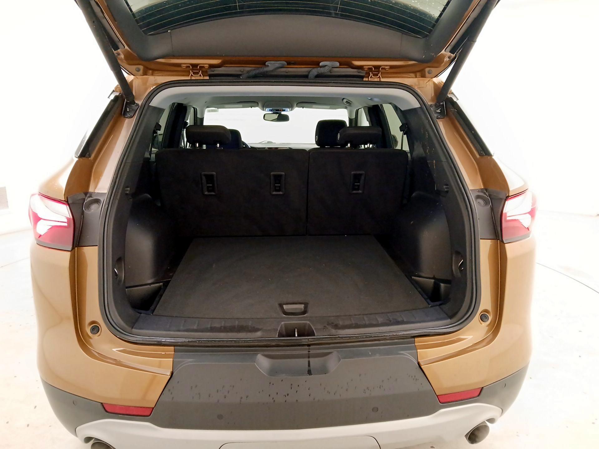 Thumbnail: 2019 Chevrolet Blazer - 20