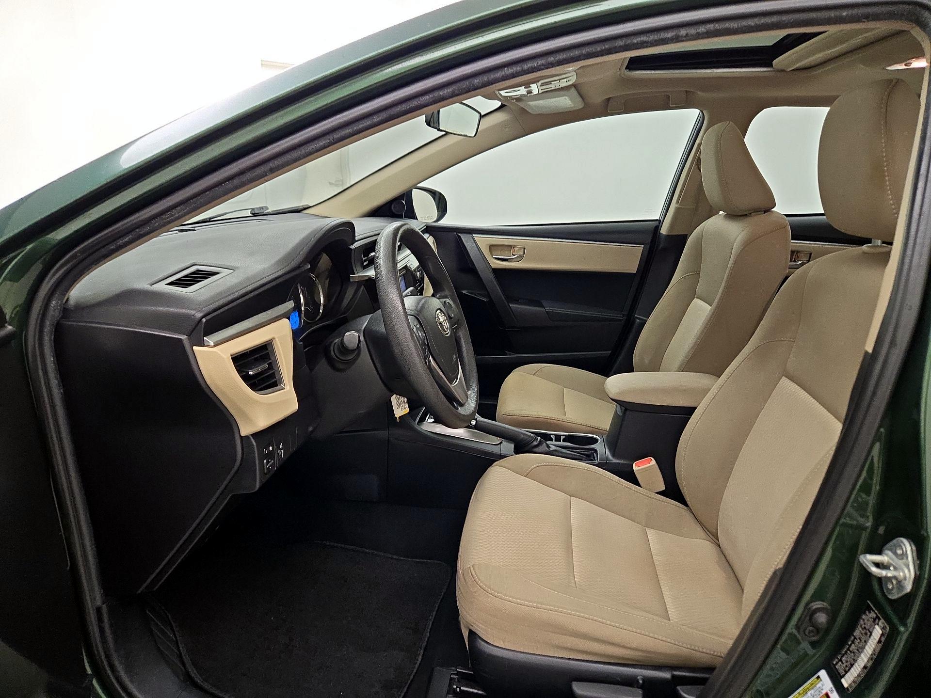 Thumbnail: 2015 Toyota Corolla - 11