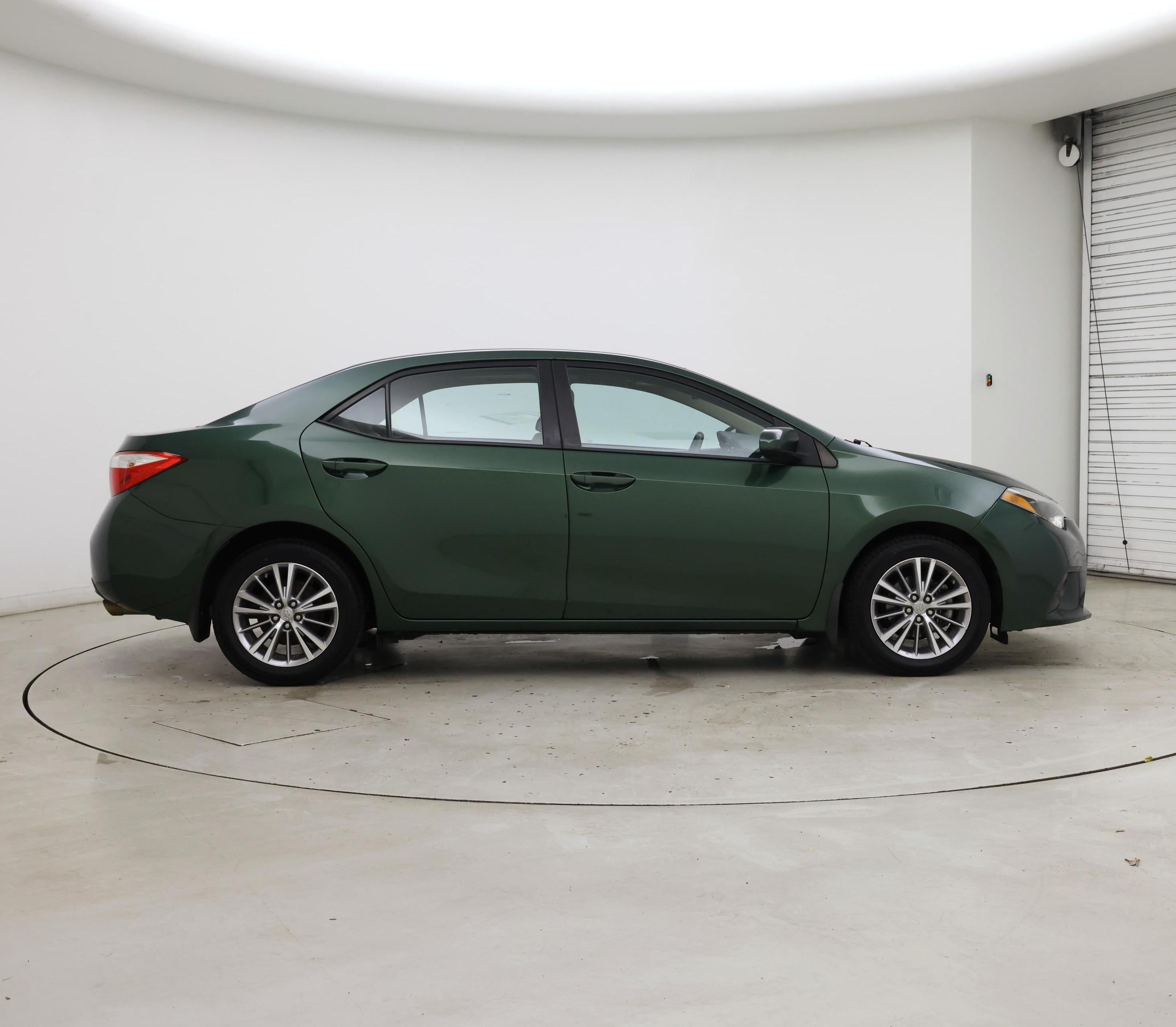 Thumbnail: 2015 Toyota Corolla - 7