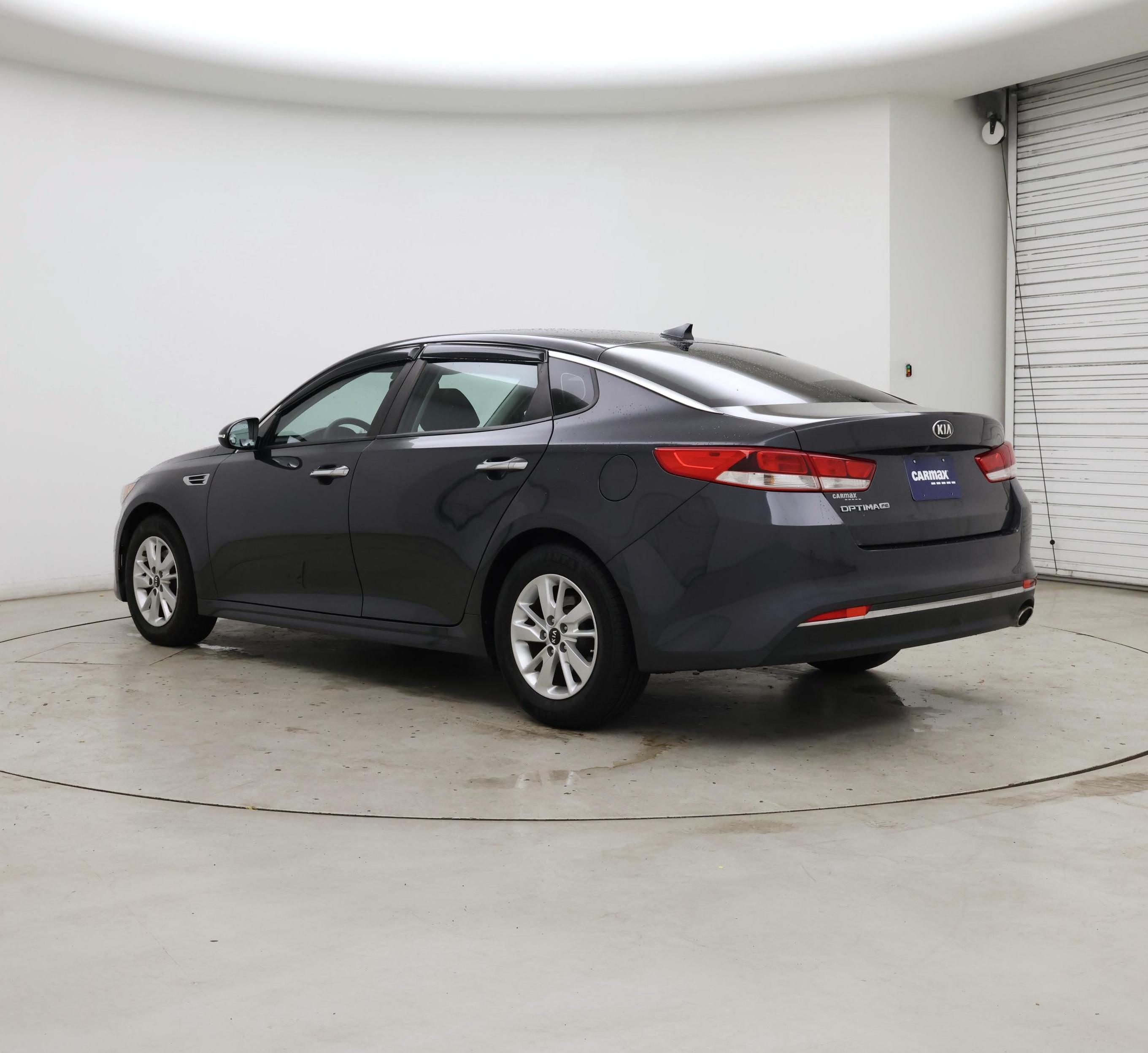 Thumbnail: 2017 Kia Optima - 2