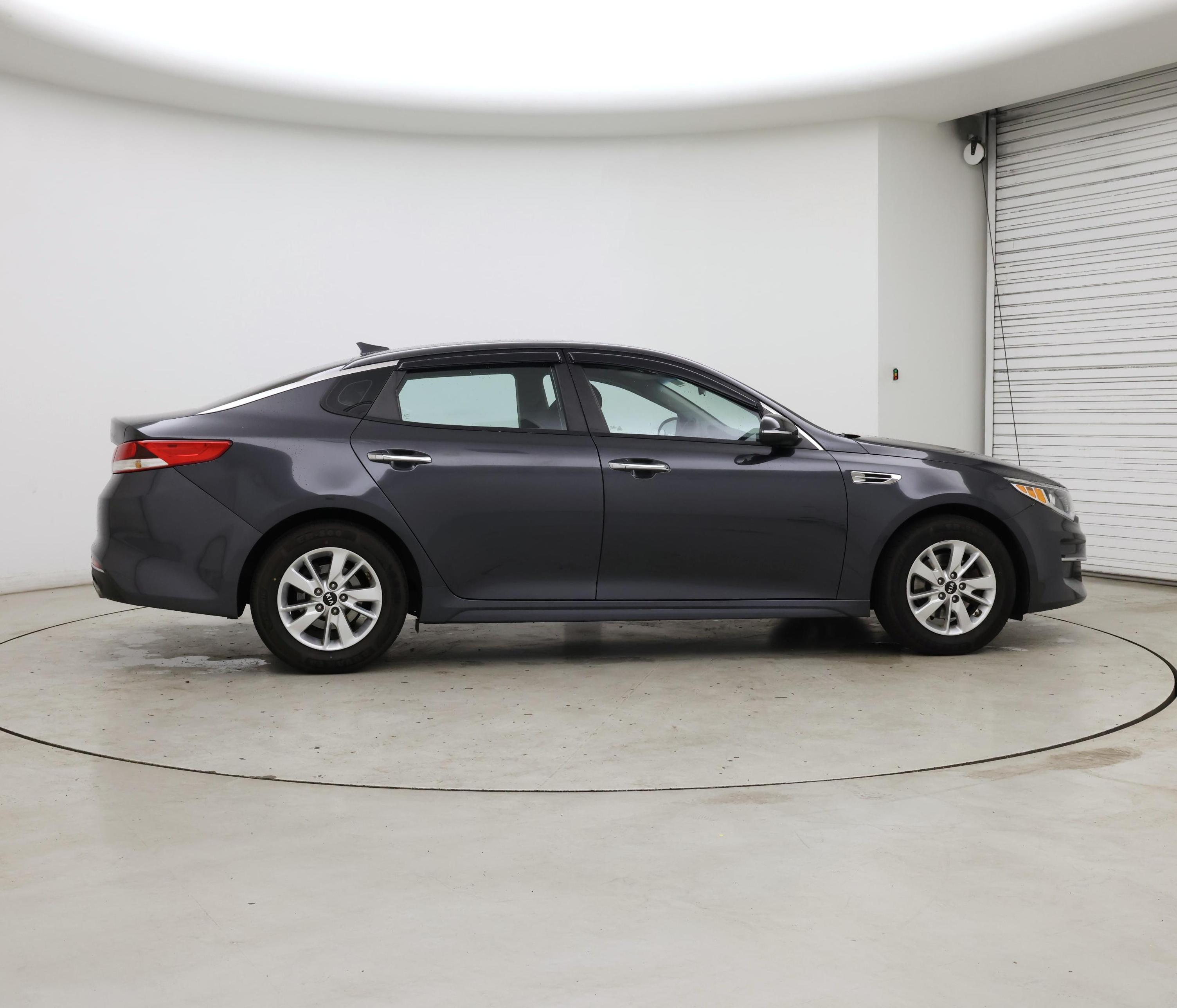 Thumbnail: 2017 Kia Optima - 7