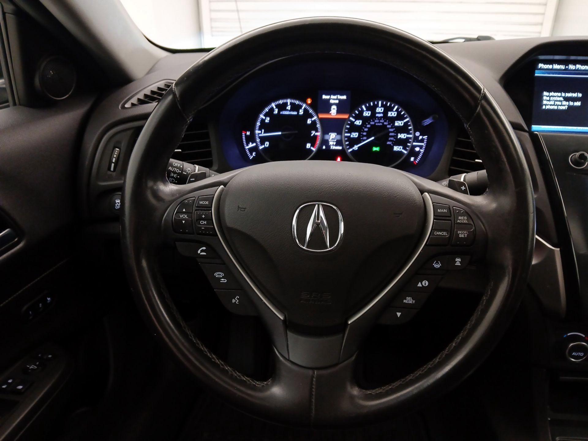 Thumbnail: 2020 Acura ILX - 10
