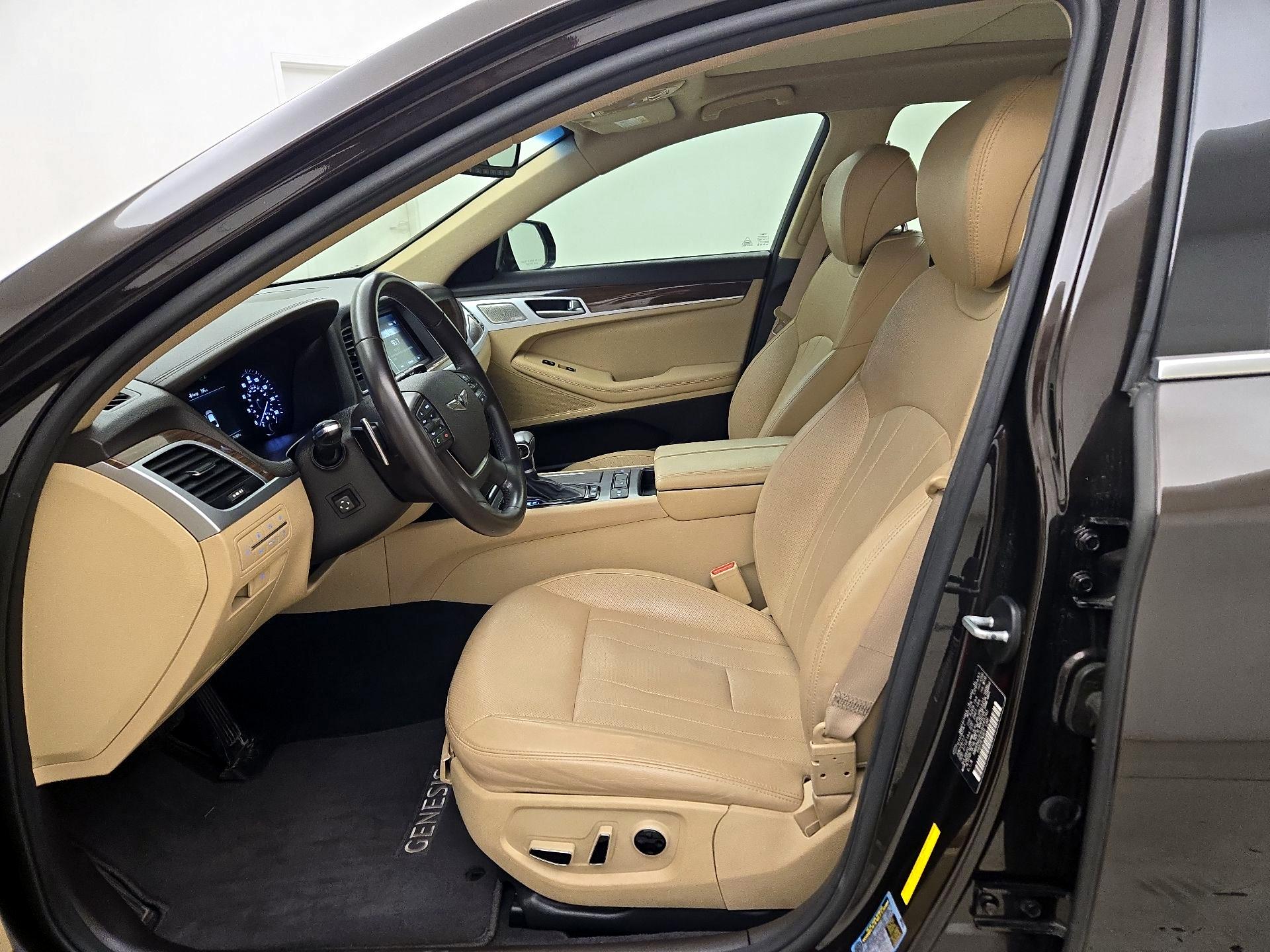 Thumbnail: 2018 Genesis G80 - 11