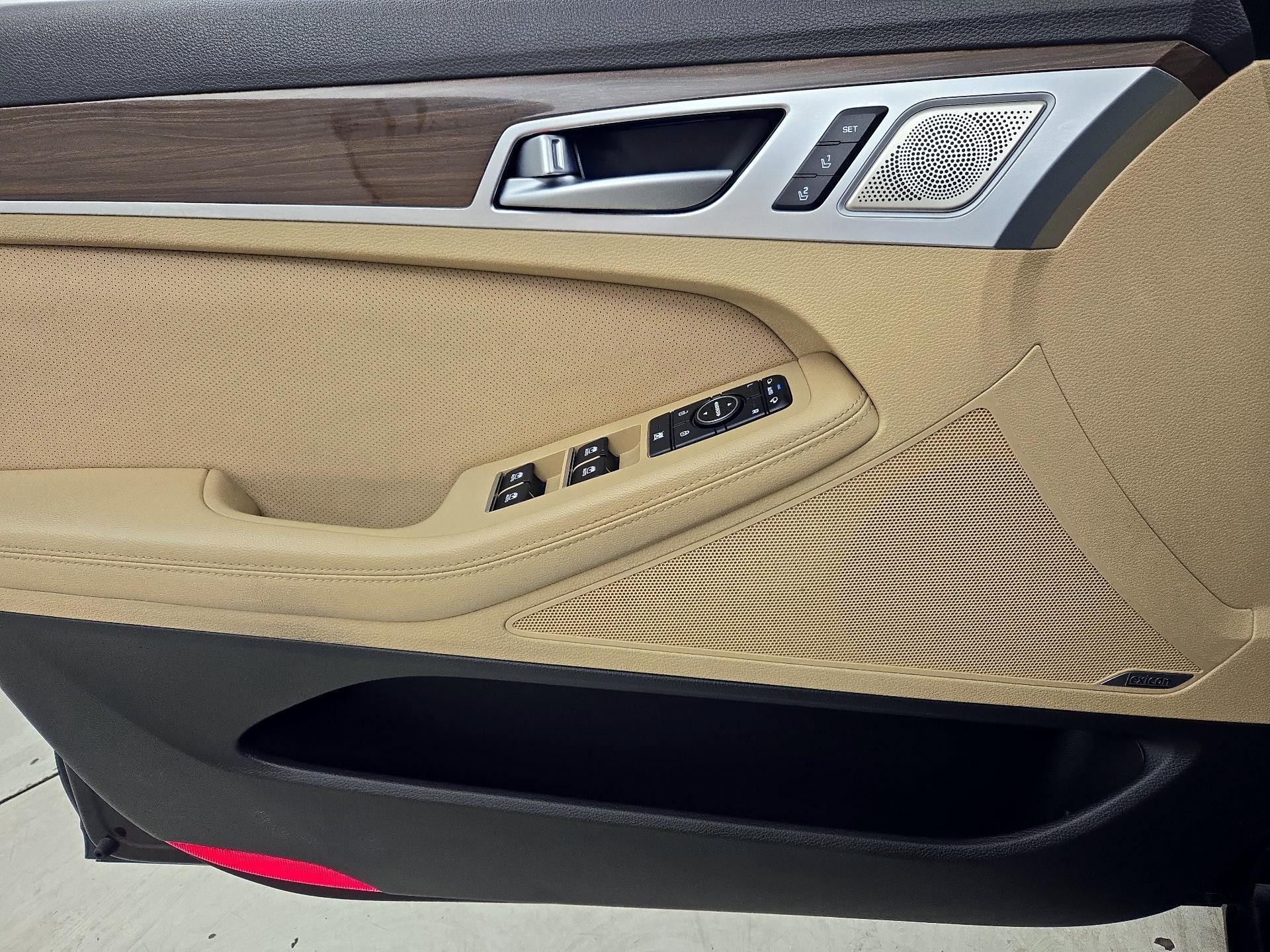 Thumbnail: 2018 Genesis G80 - 12