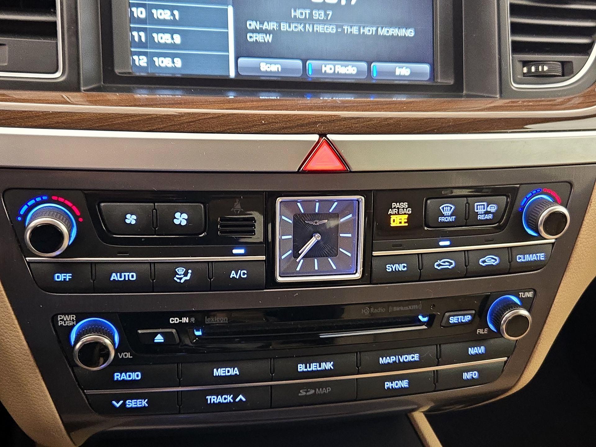 Thumbnail: 2018 Genesis G80 - 16