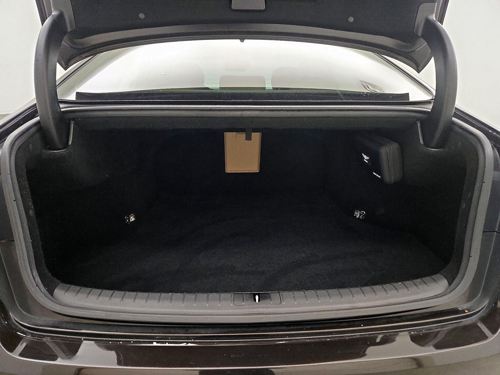 Thumbnail: 2018 Genesis G80 - 19