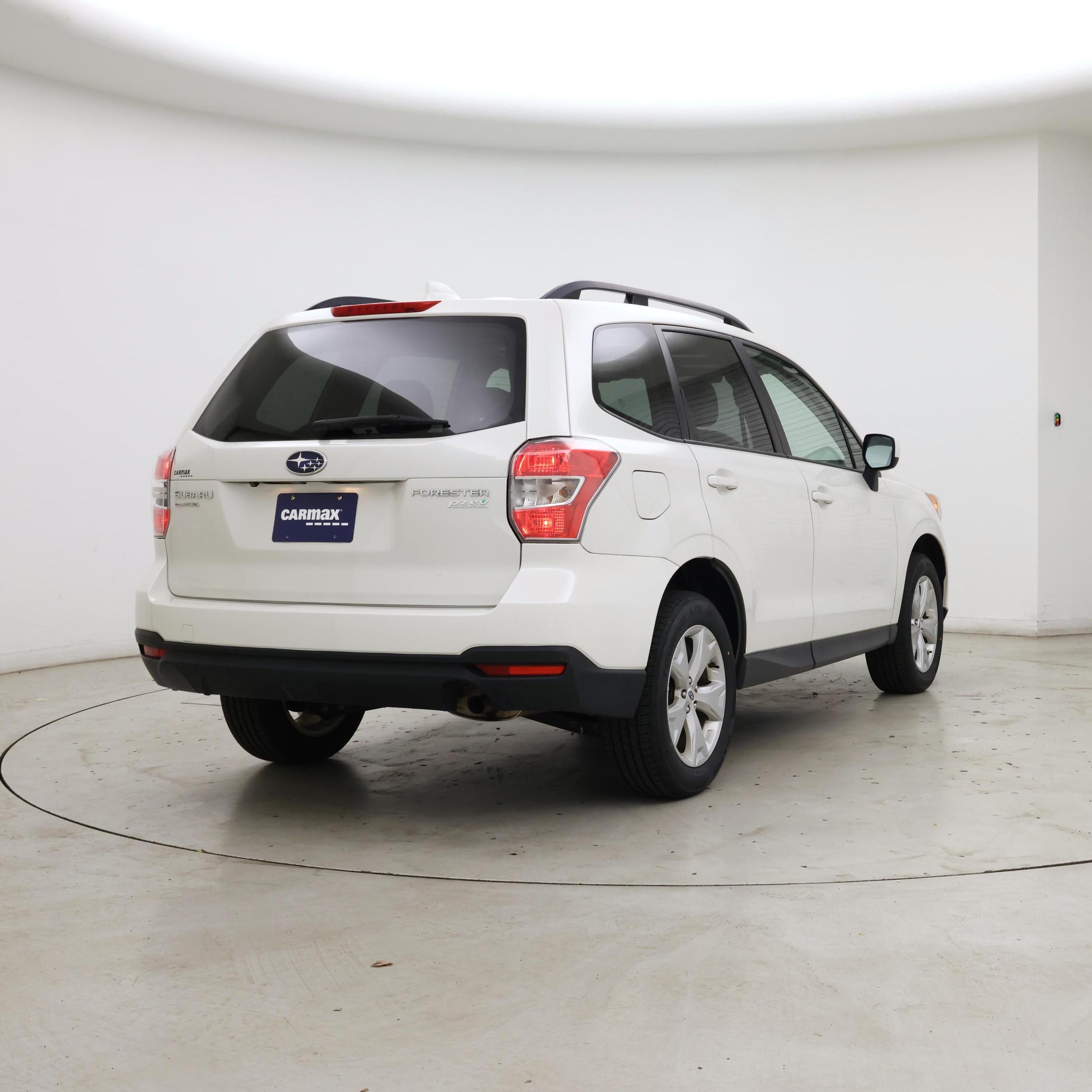 Thumbnail: 2016 Subaru Forester - 8