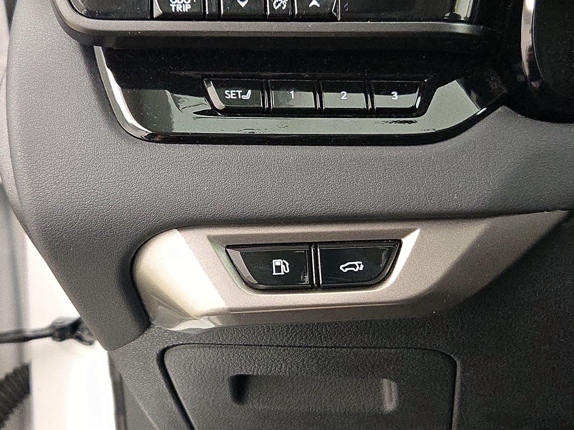 Thumbnail: 2023 Lexus RX - 13