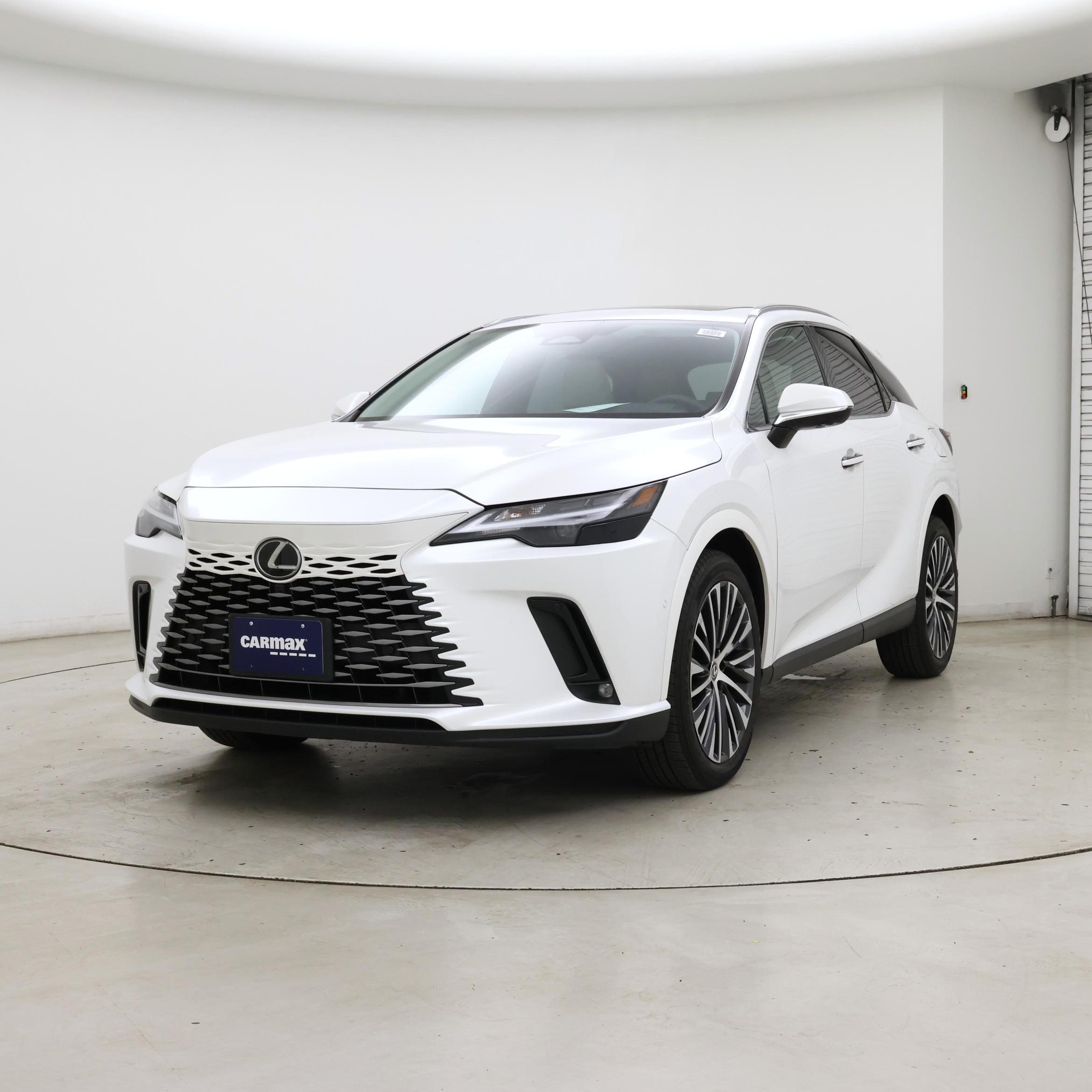 Thumbnail: 2023 Lexus RX - 4