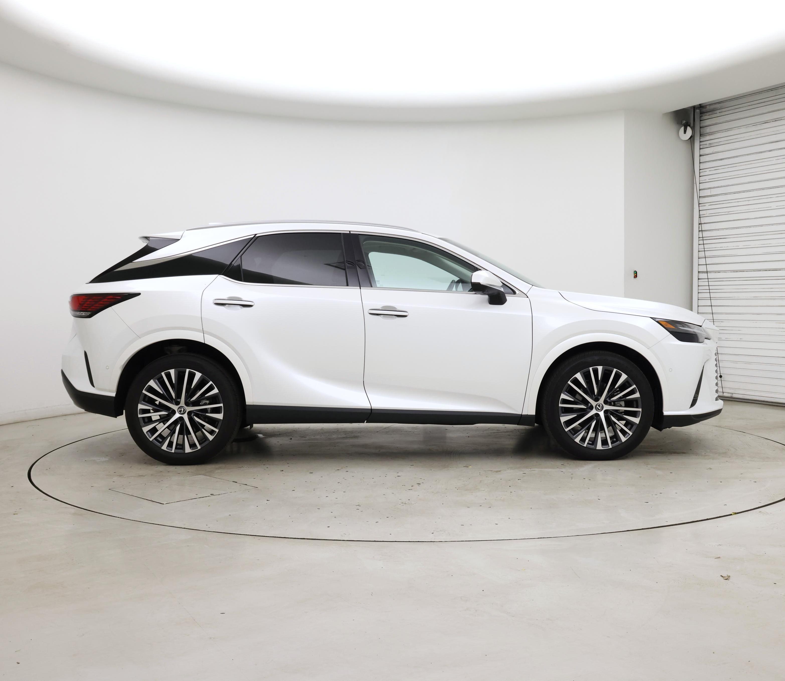 Thumbnail: 2023 Lexus RX - 7