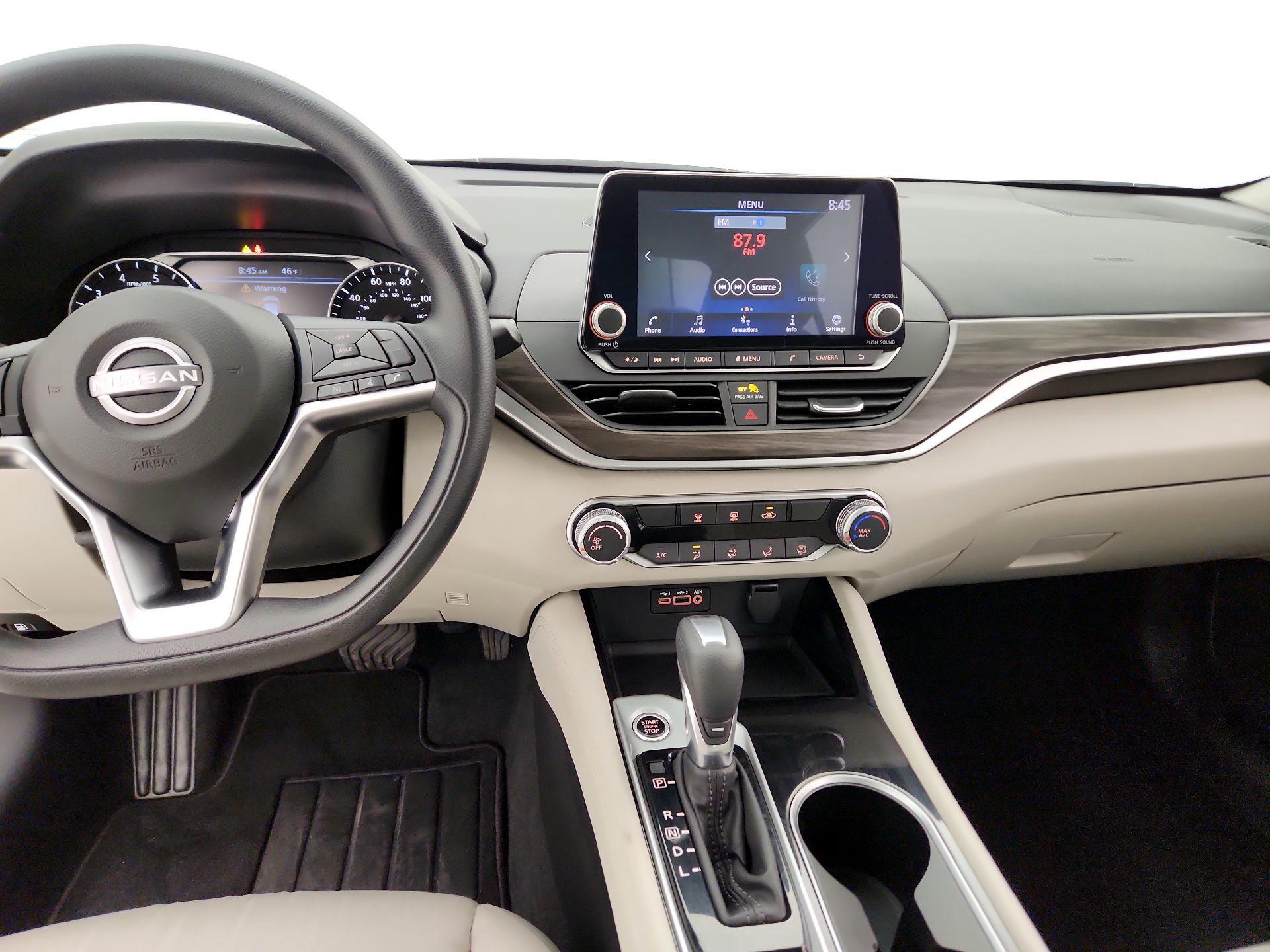 Thumbnail: 2023 Nissan Altima - 9