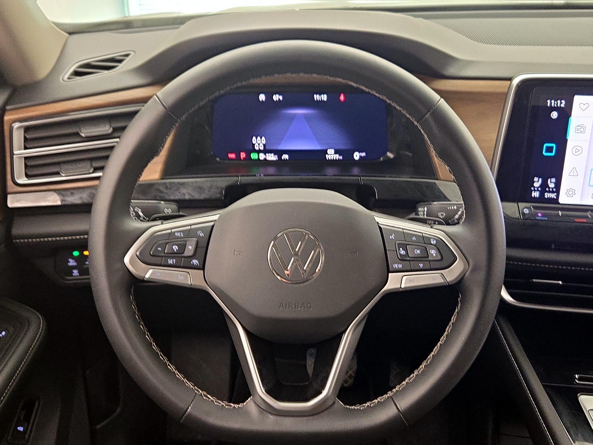 Thumbnail: 2025 Volkswagen Atlas - 10