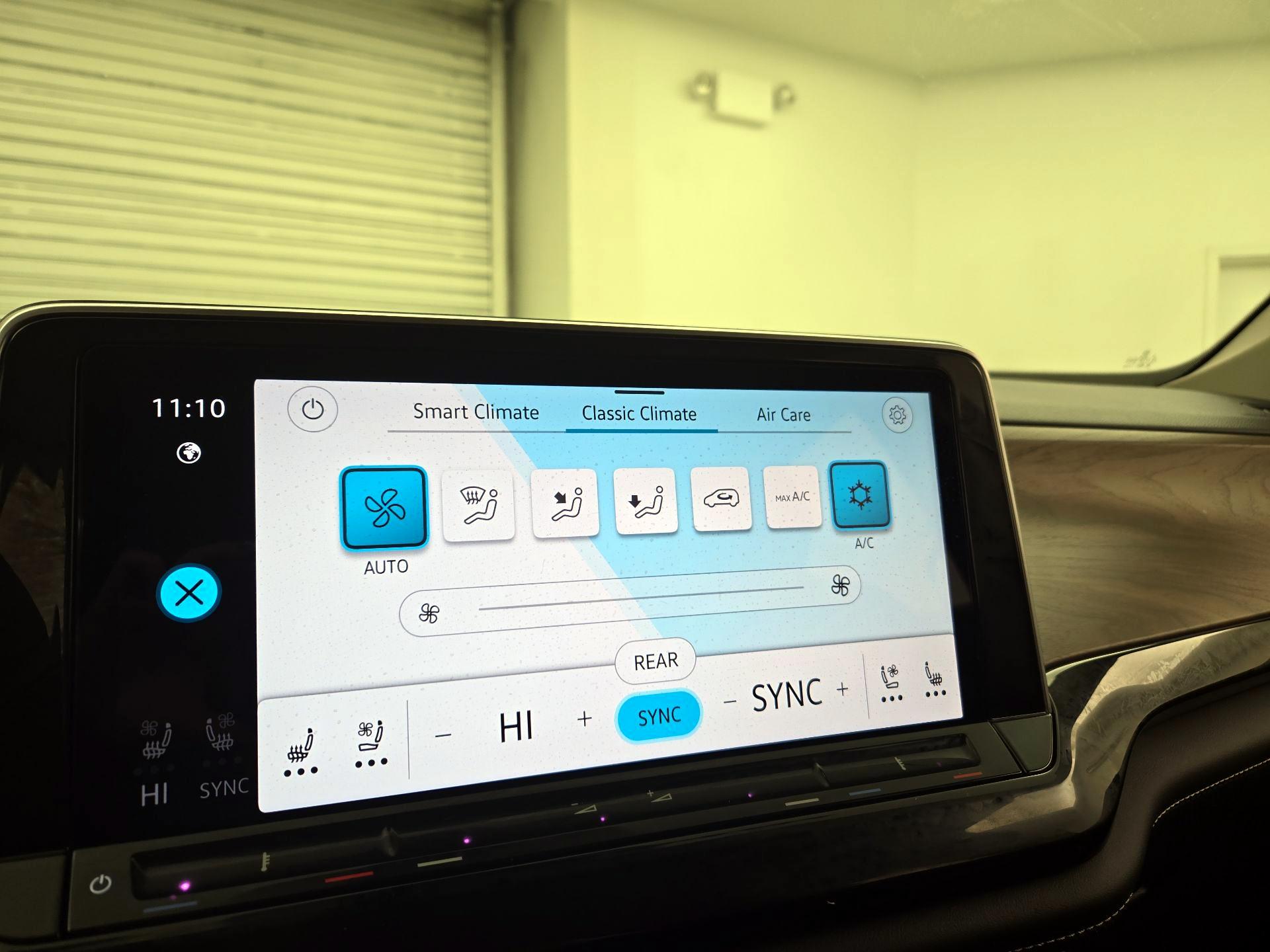 Thumbnail: 2025 Volkswagen Atlas - 16