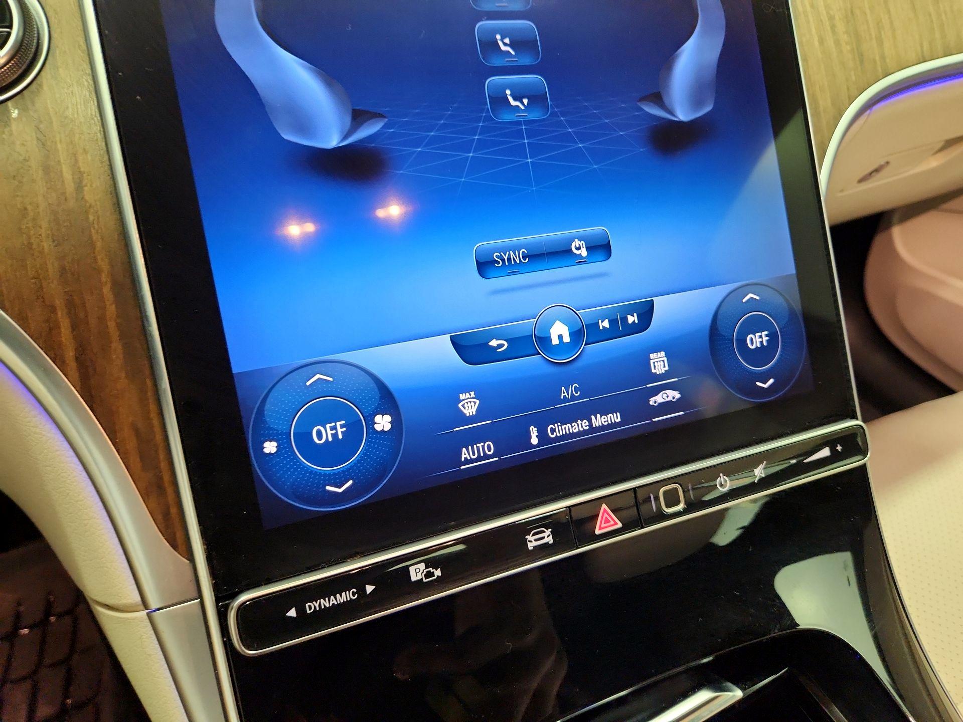 Thumbnail: 2022 Mercedes-Benz C-Class - 16