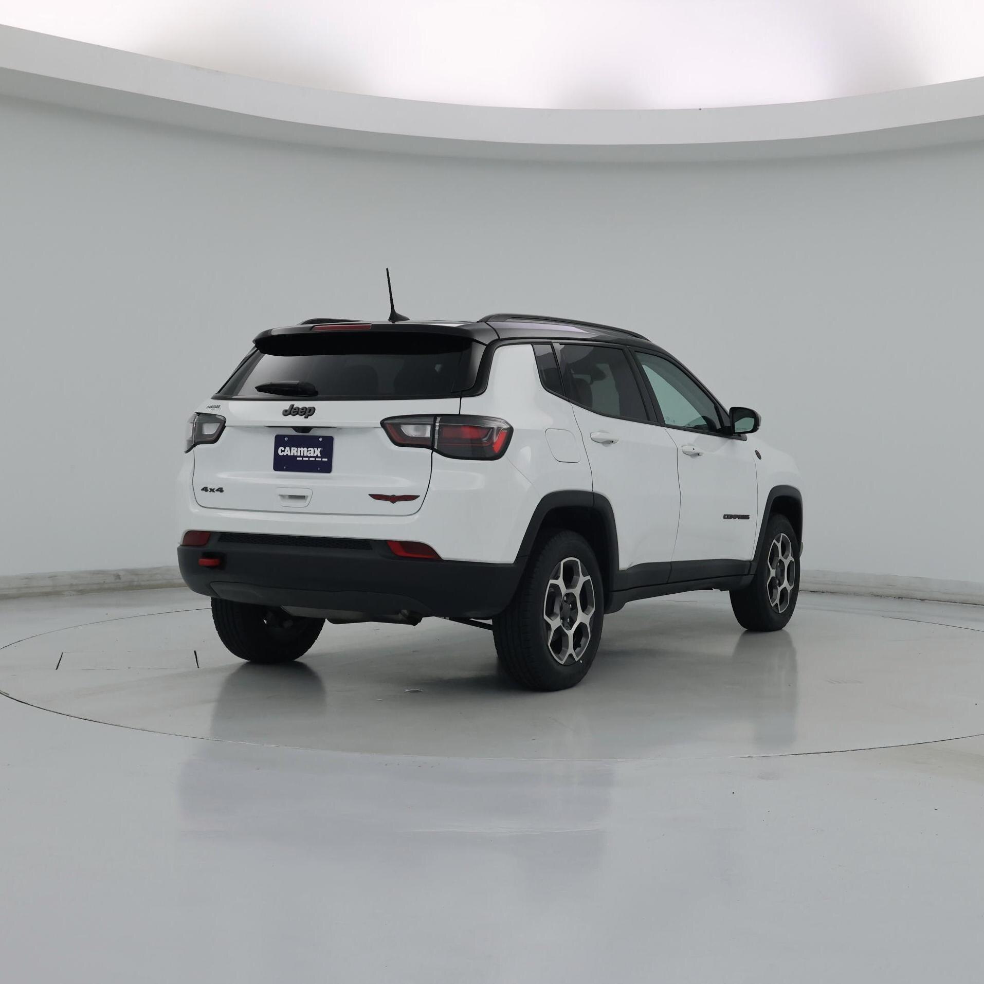 Thumbnail: 2022 Jeep Compass - 8