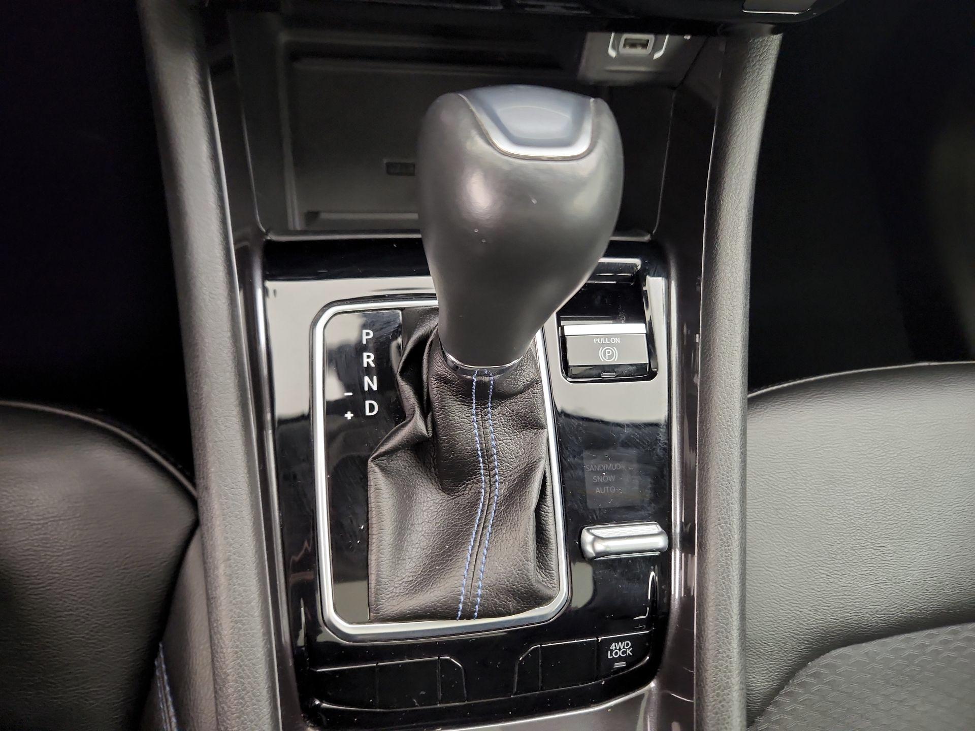 Thumbnail: 2022 Jeep Compass - 17