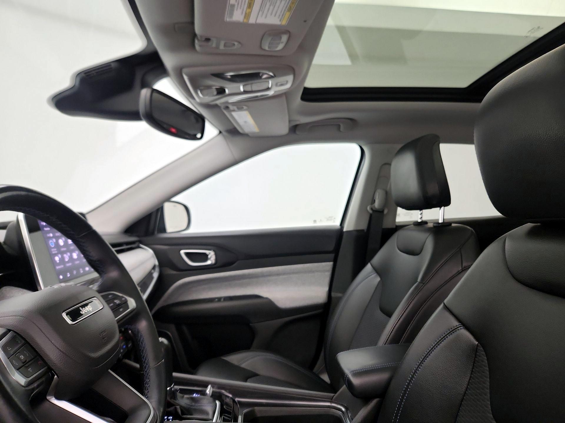 Thumbnail: 2022 Jeep Compass - 19