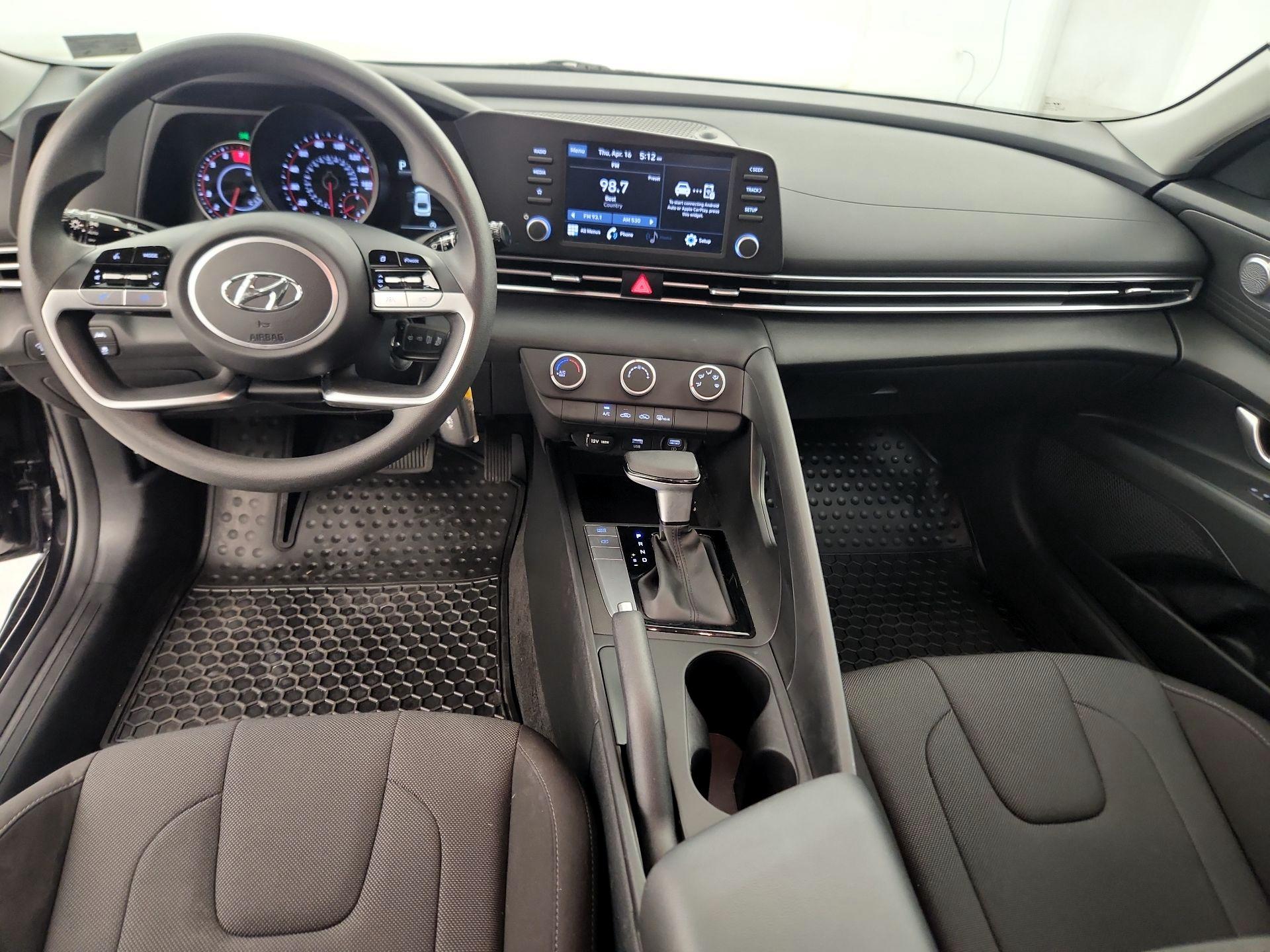 Thumbnail: 2023 Hyundai Elantra - 9