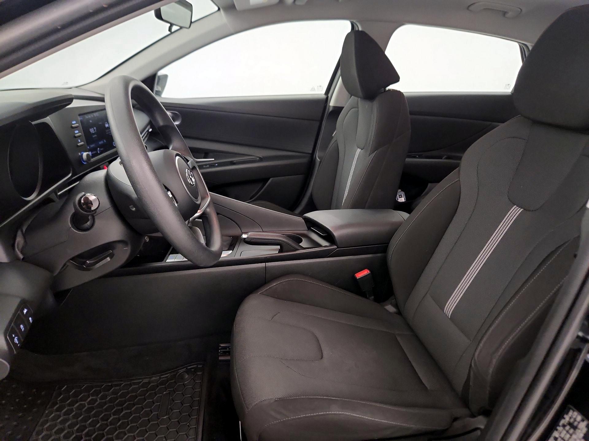 Thumbnail: 2023 Hyundai Elantra - 11