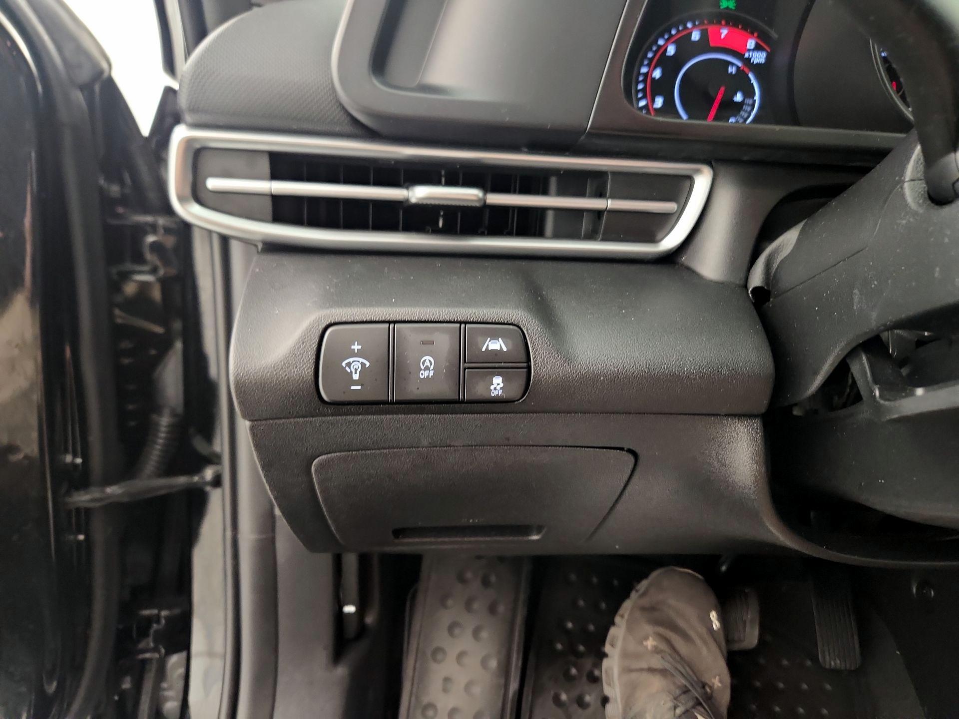 Thumbnail: 2023 Hyundai Elantra - 13