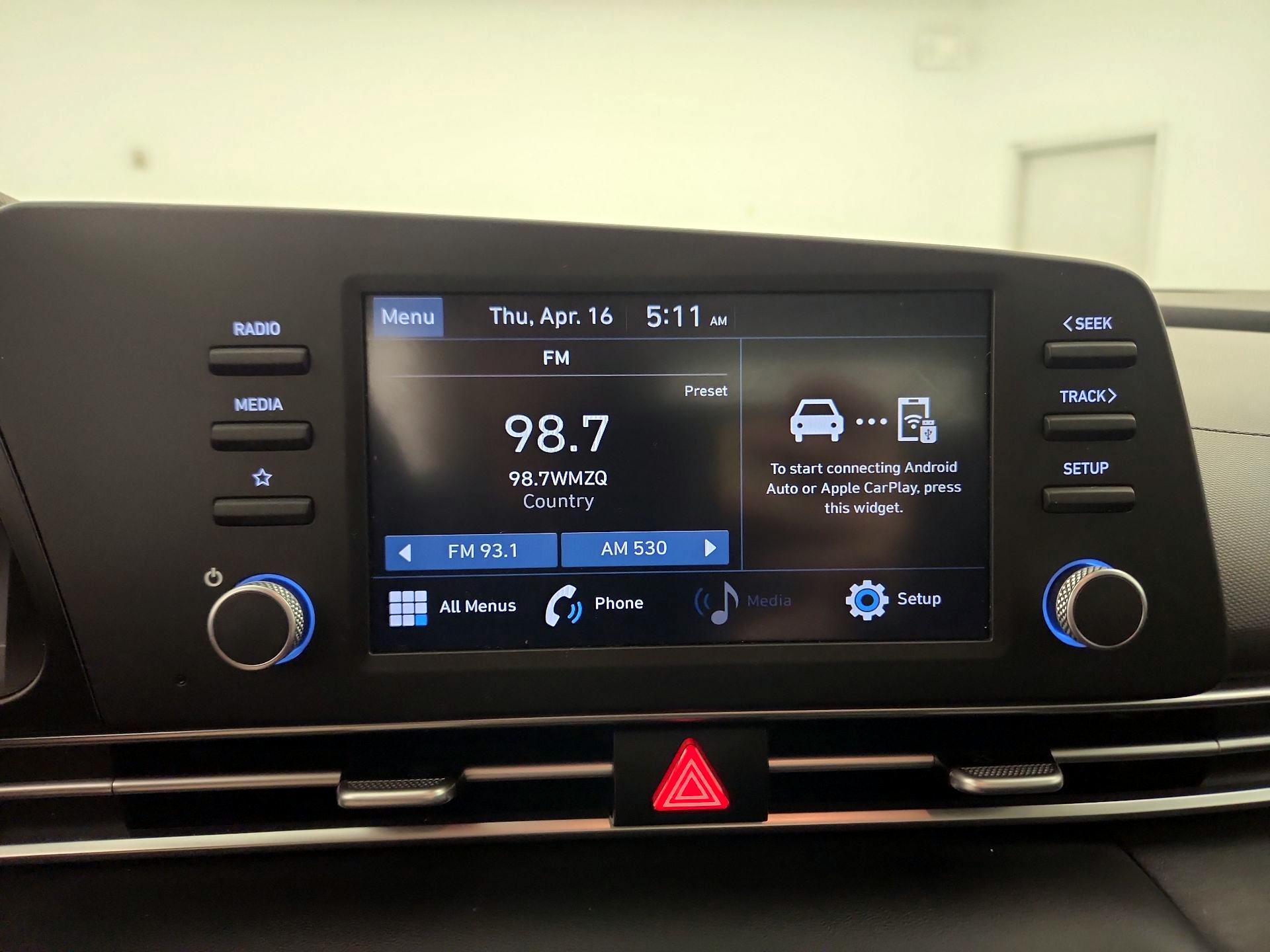 Thumbnail: 2023 Hyundai Elantra - 15