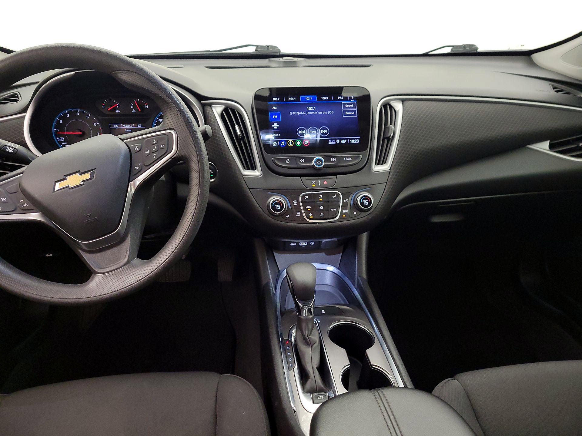 Thumbnail: 2023 Chevrolet Malibu - 9